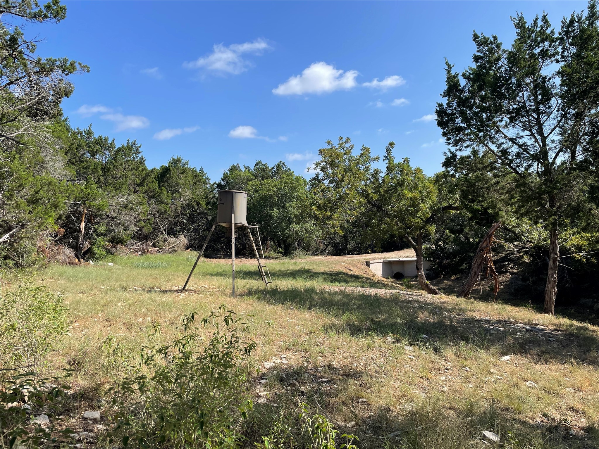 2700 Hillside Circle Property Photo 7