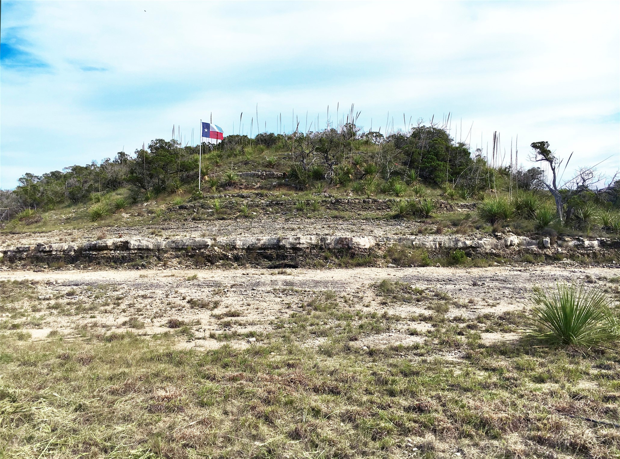 2700 Hillside Circle Property Photo 11