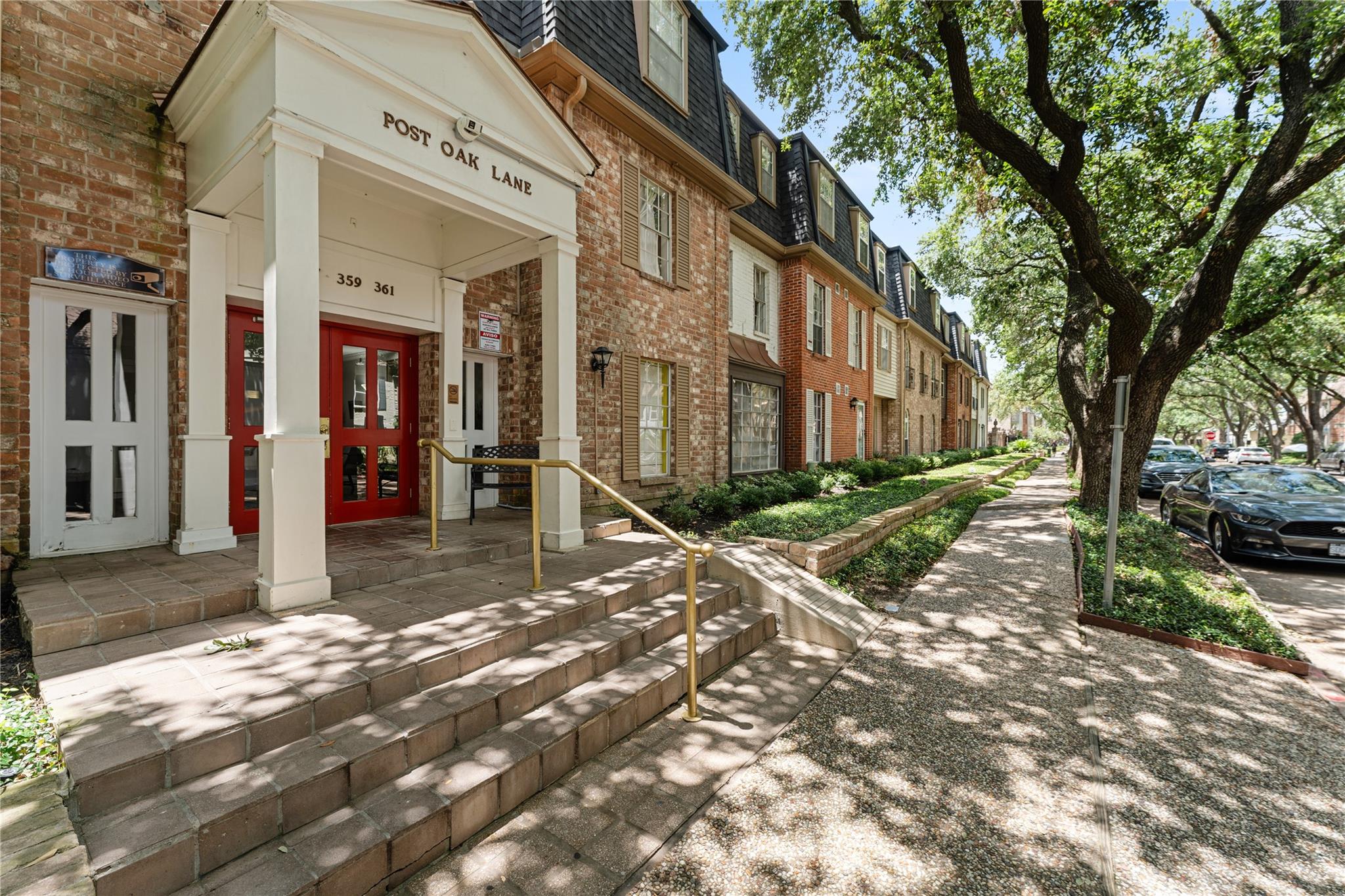 359 N Post Oak Lane # 127, Houston Tx 77024 Property Photo 1