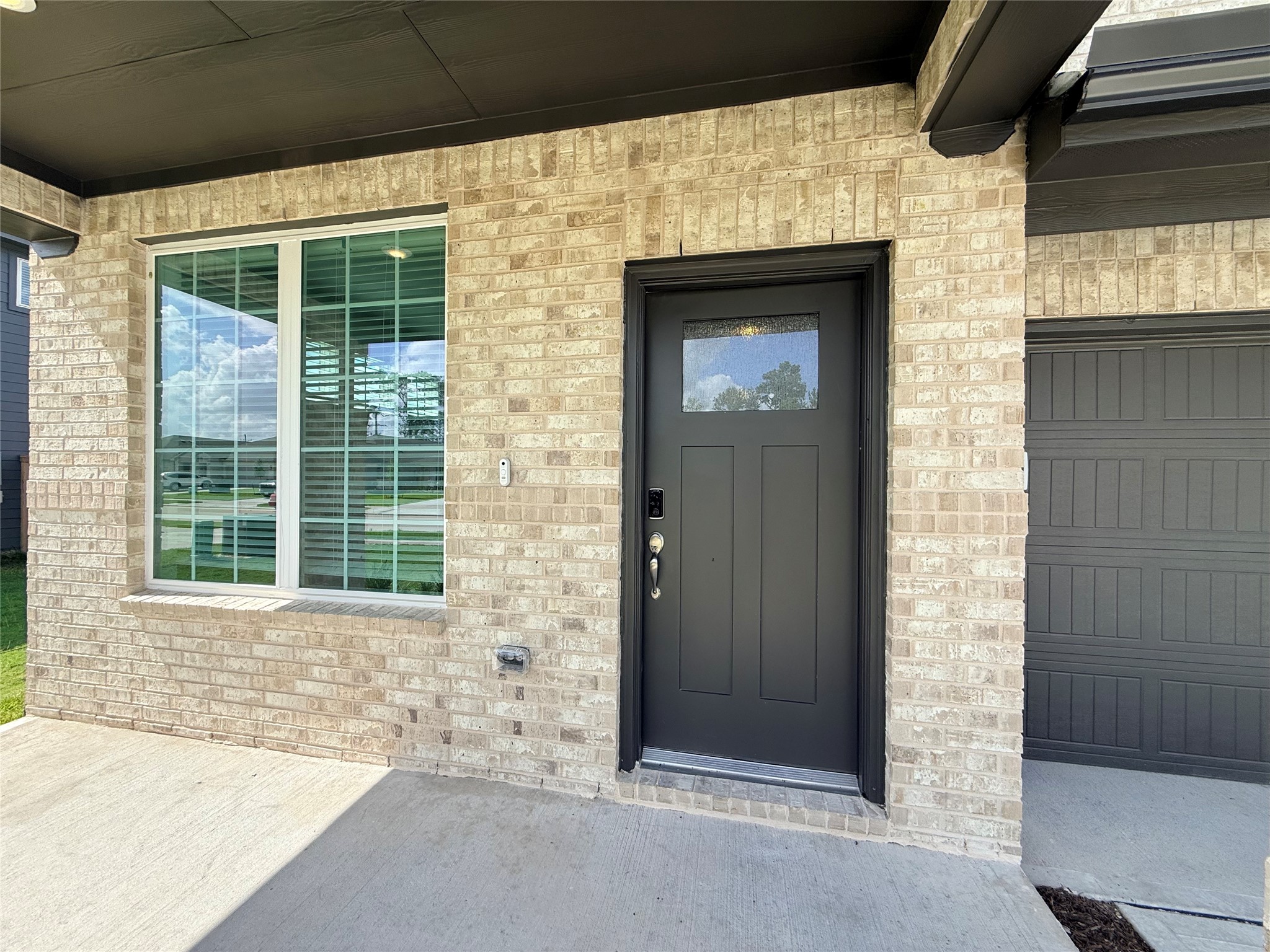 16262 Parish Pointe Court Property Photo 5