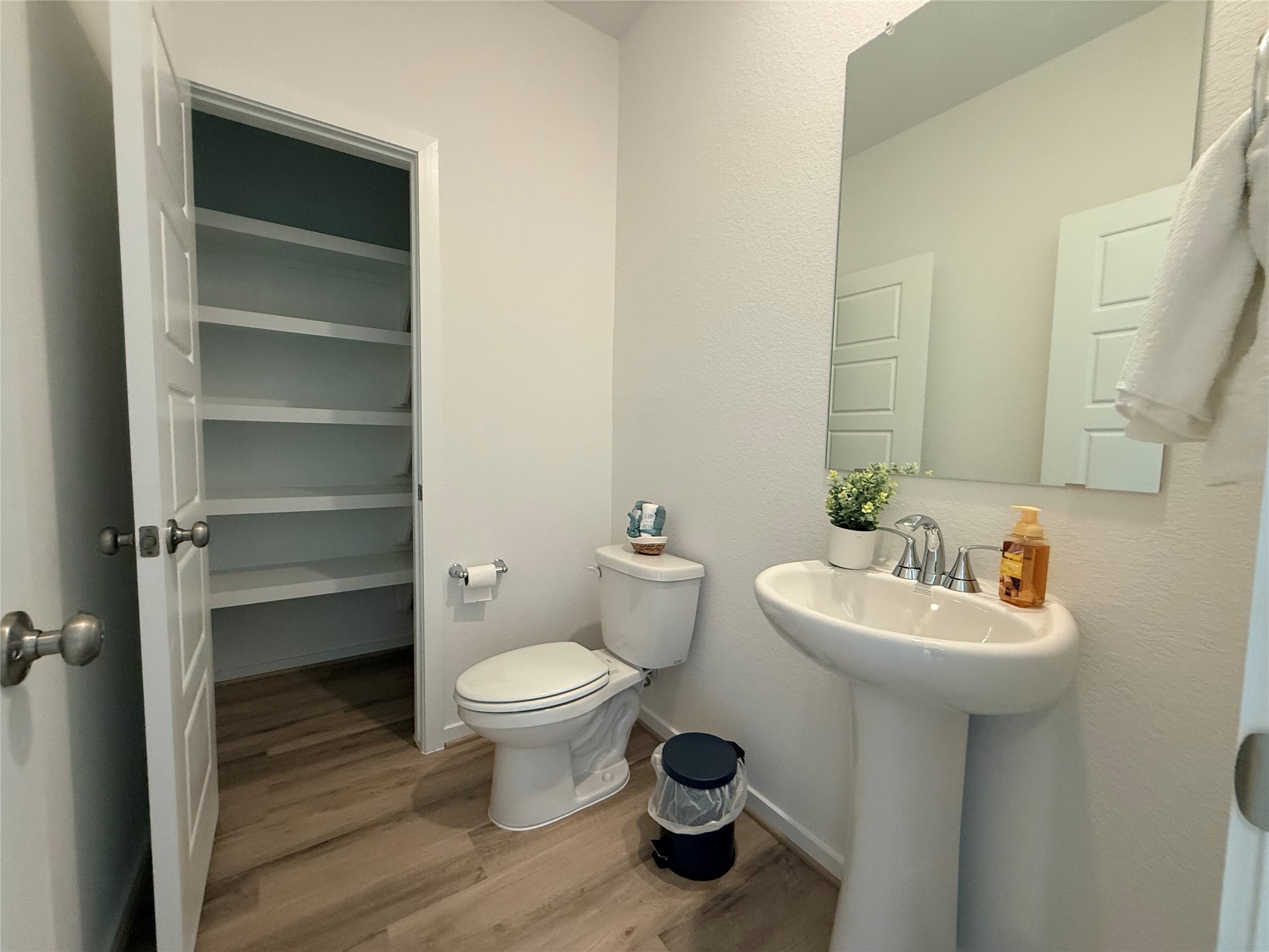 16262 Parish Pointe Court Property Photo 9
