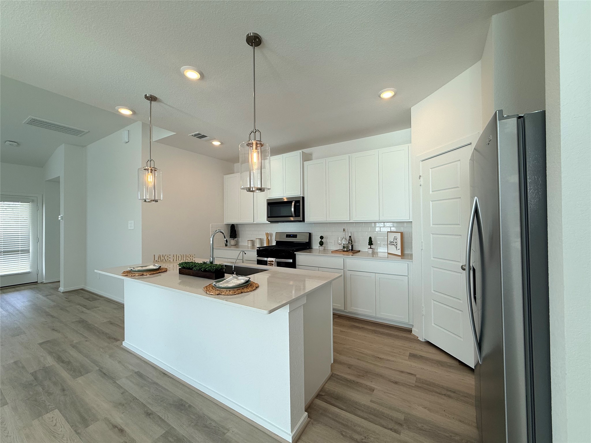 16262 Parish Pointe Court Property Photo 12