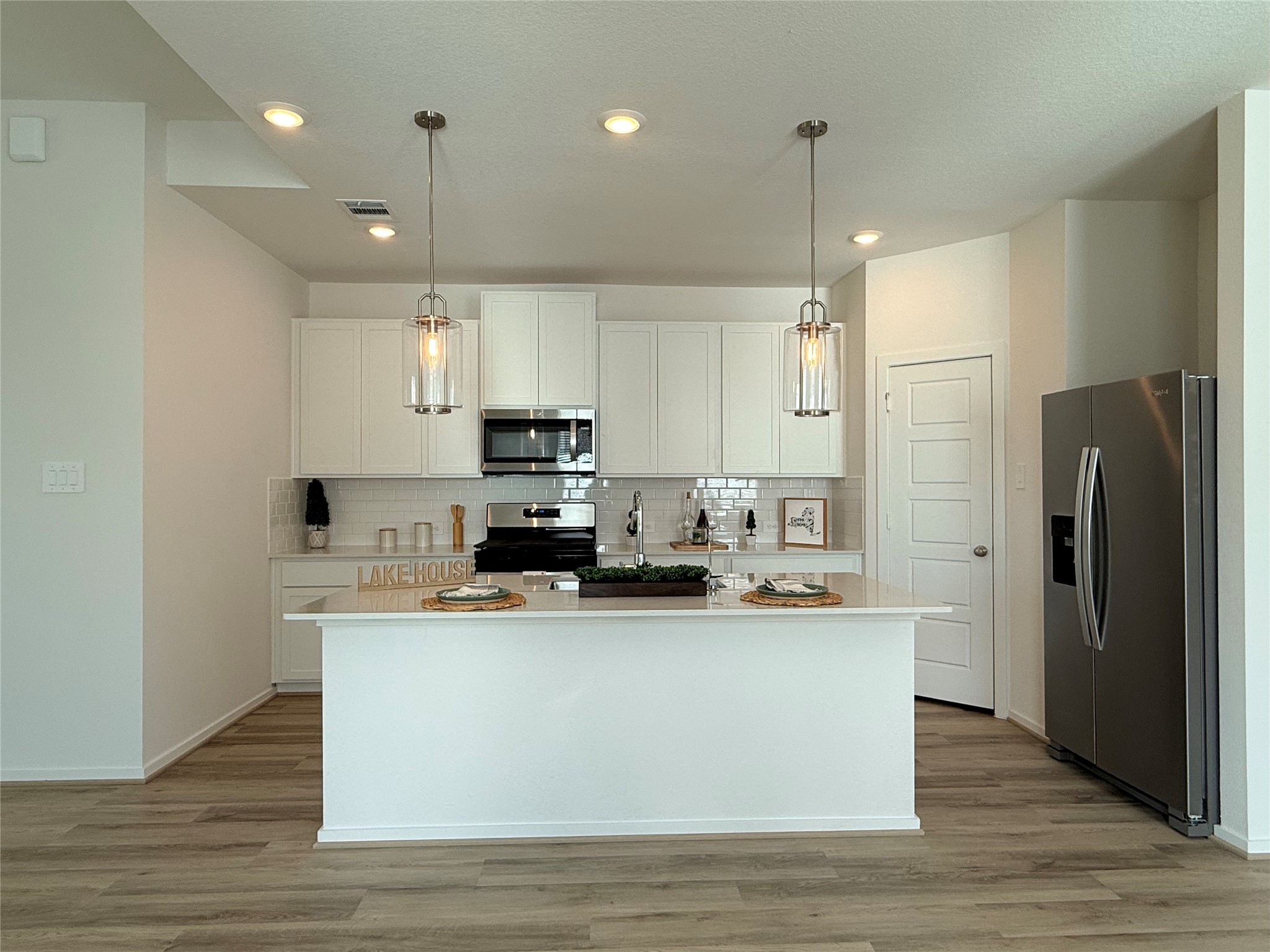 16262 Parish Pointe Court Property Photo 14