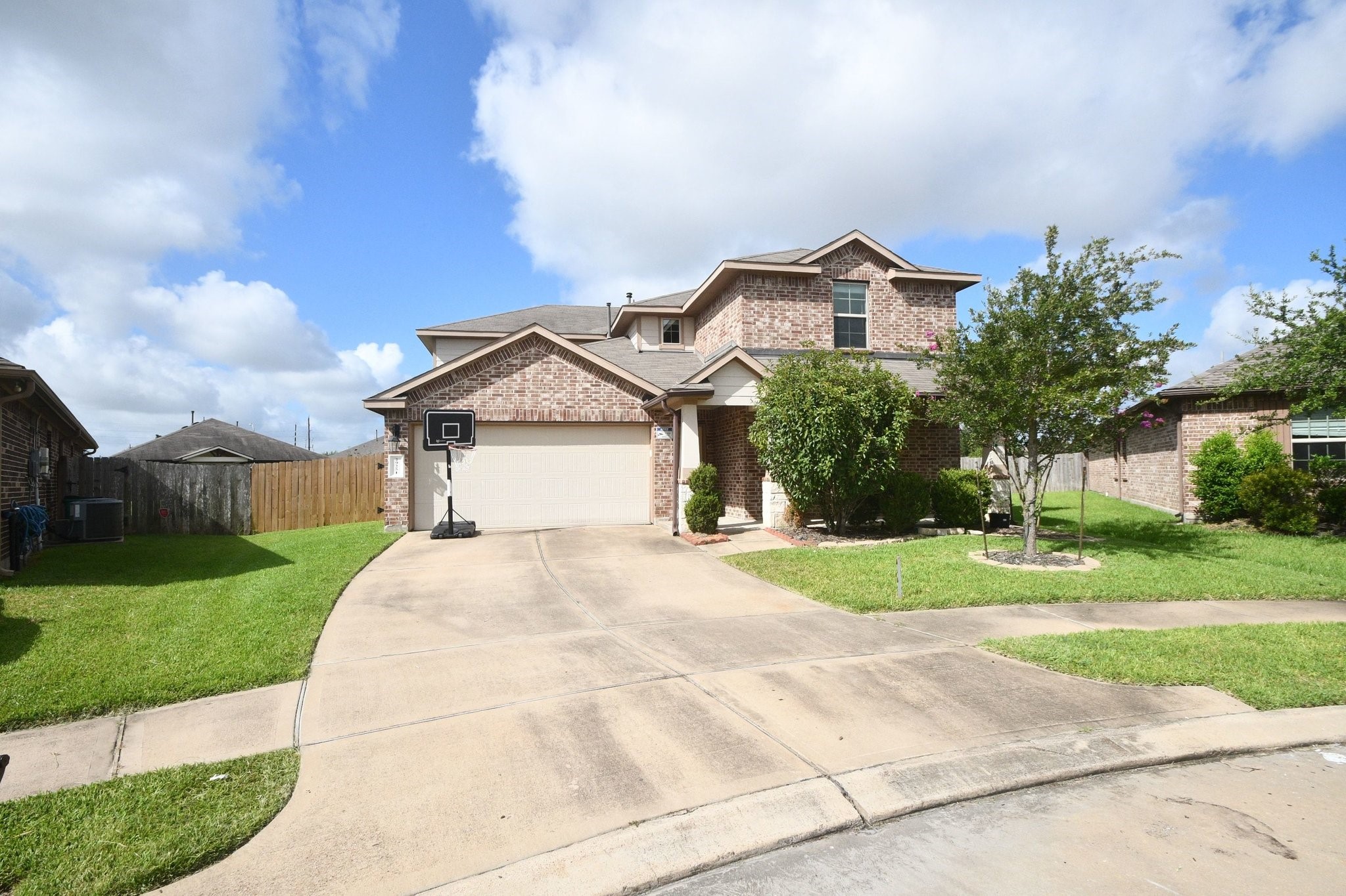 29251 Jacobs River Drive Property Photo 6