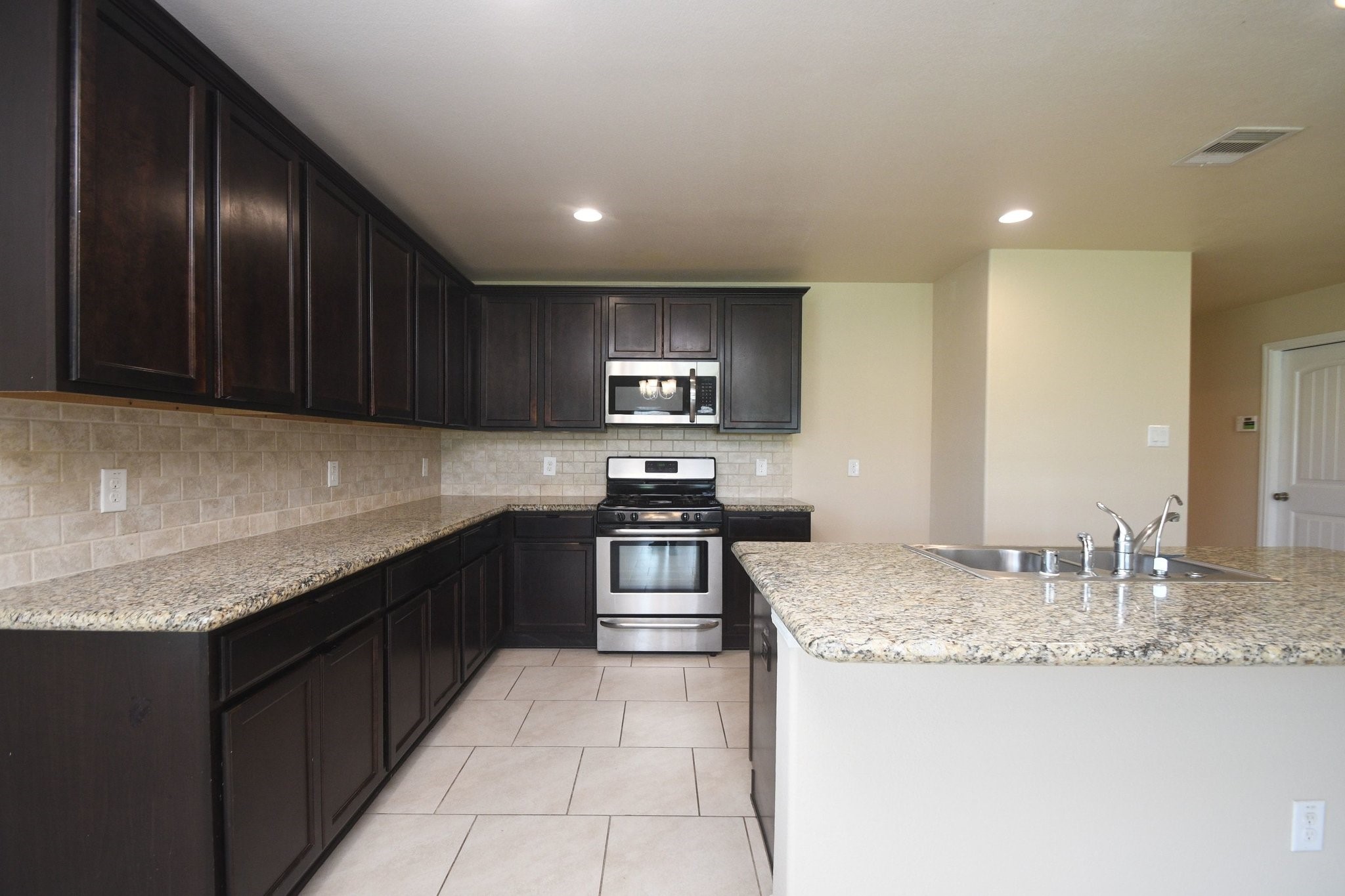 29251 Jacobs River Drive Property Photo 15