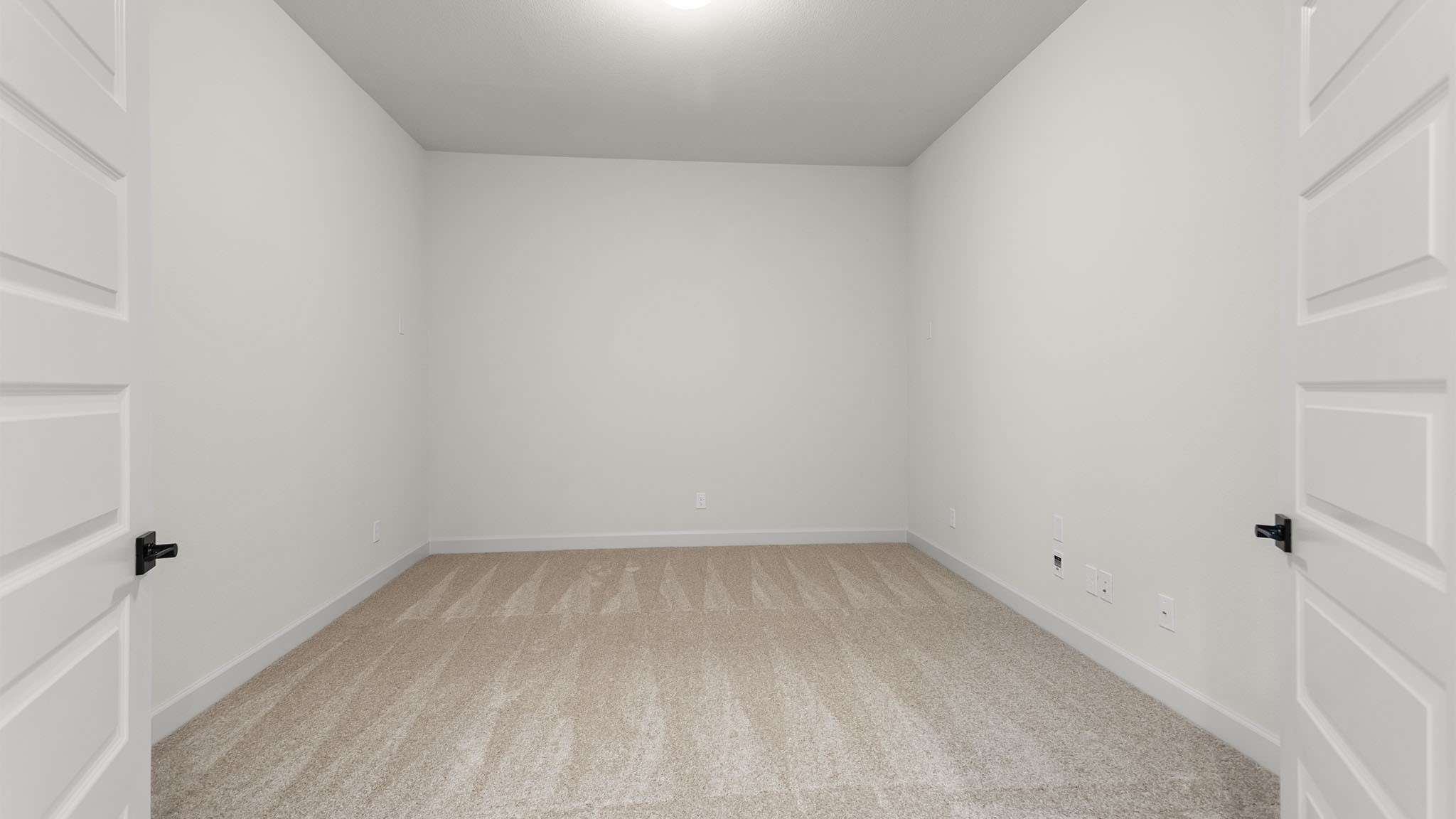 5307 Deer Valley Court Property Photo 10