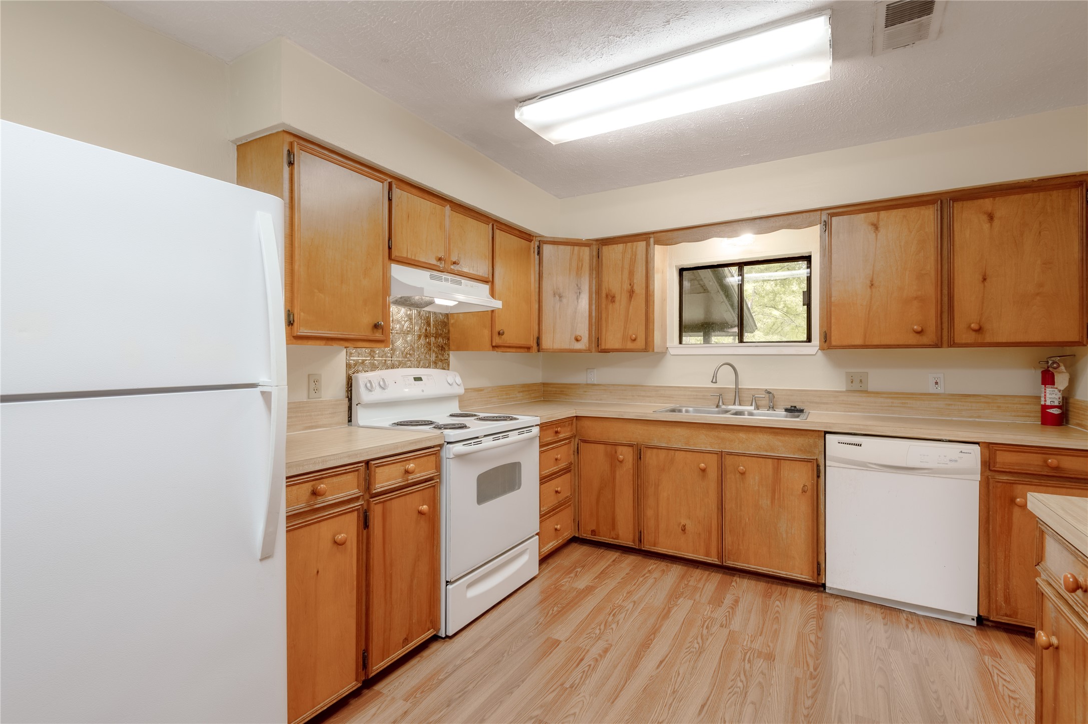 138 Summer Place B Property Photo 10