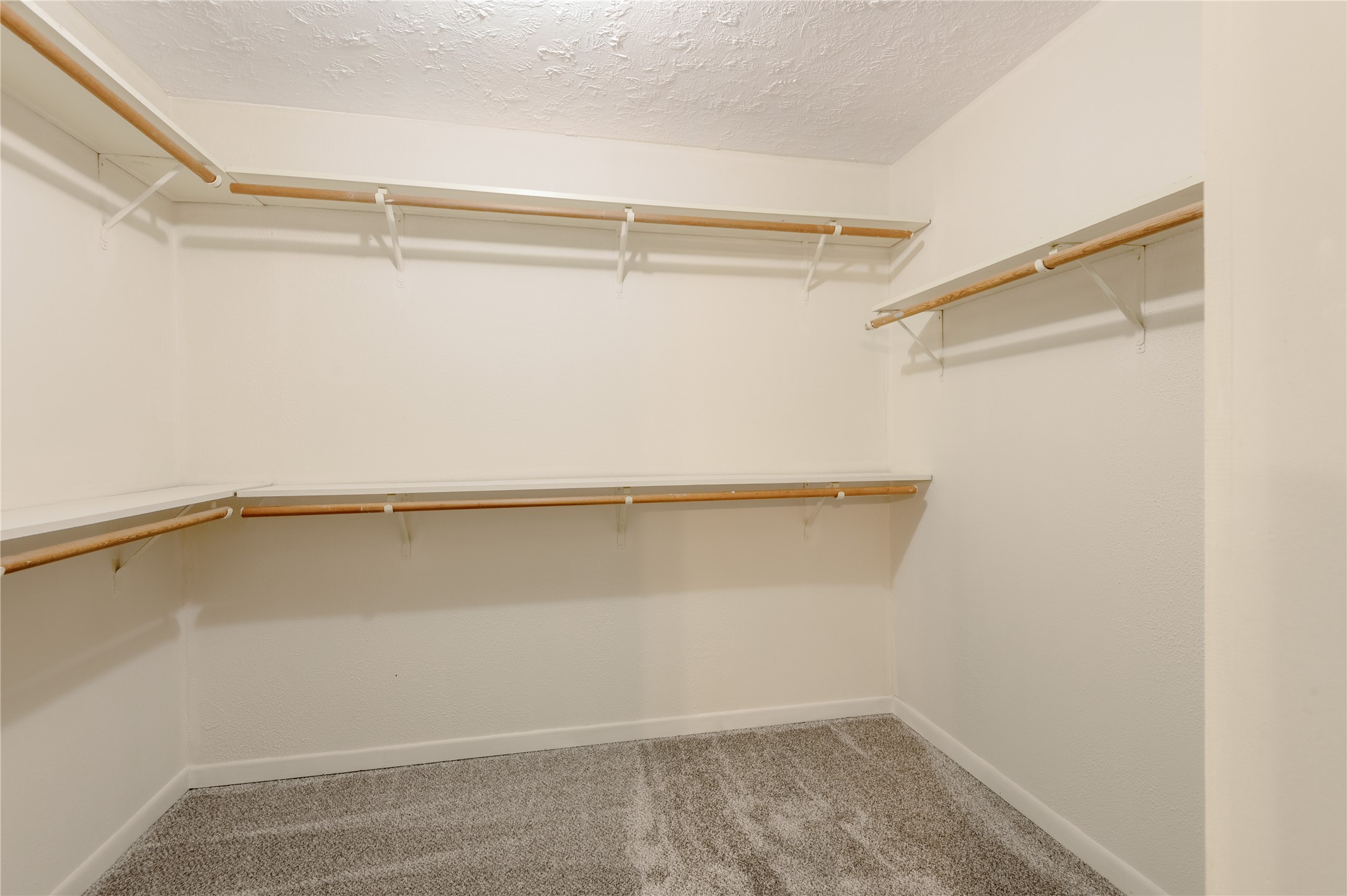 138 Summer Place B Property Photo 16