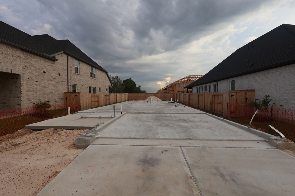 27243 Scarlet Paint Brush Drive Property Photo 5