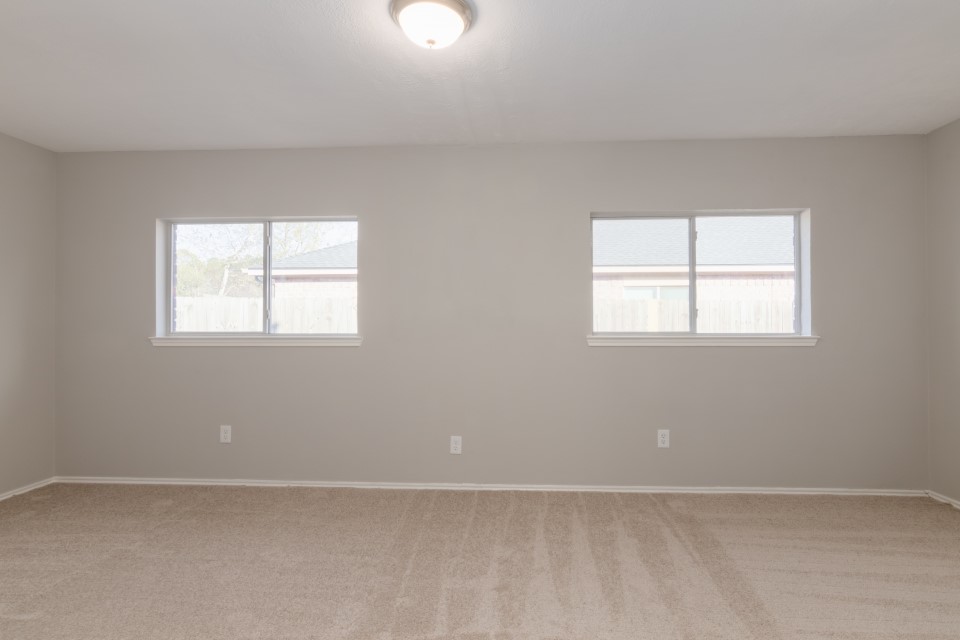1114 N Magnolia Dale Drive Property Photo 17
