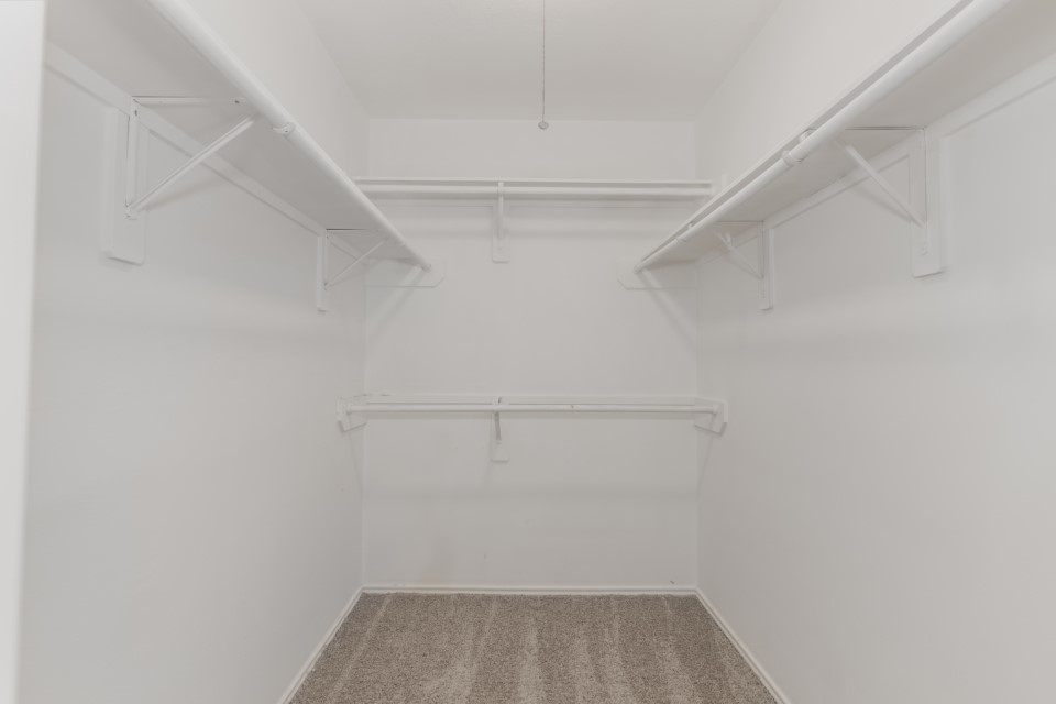 1114 N Magnolia Dale Drive Property Photo 21