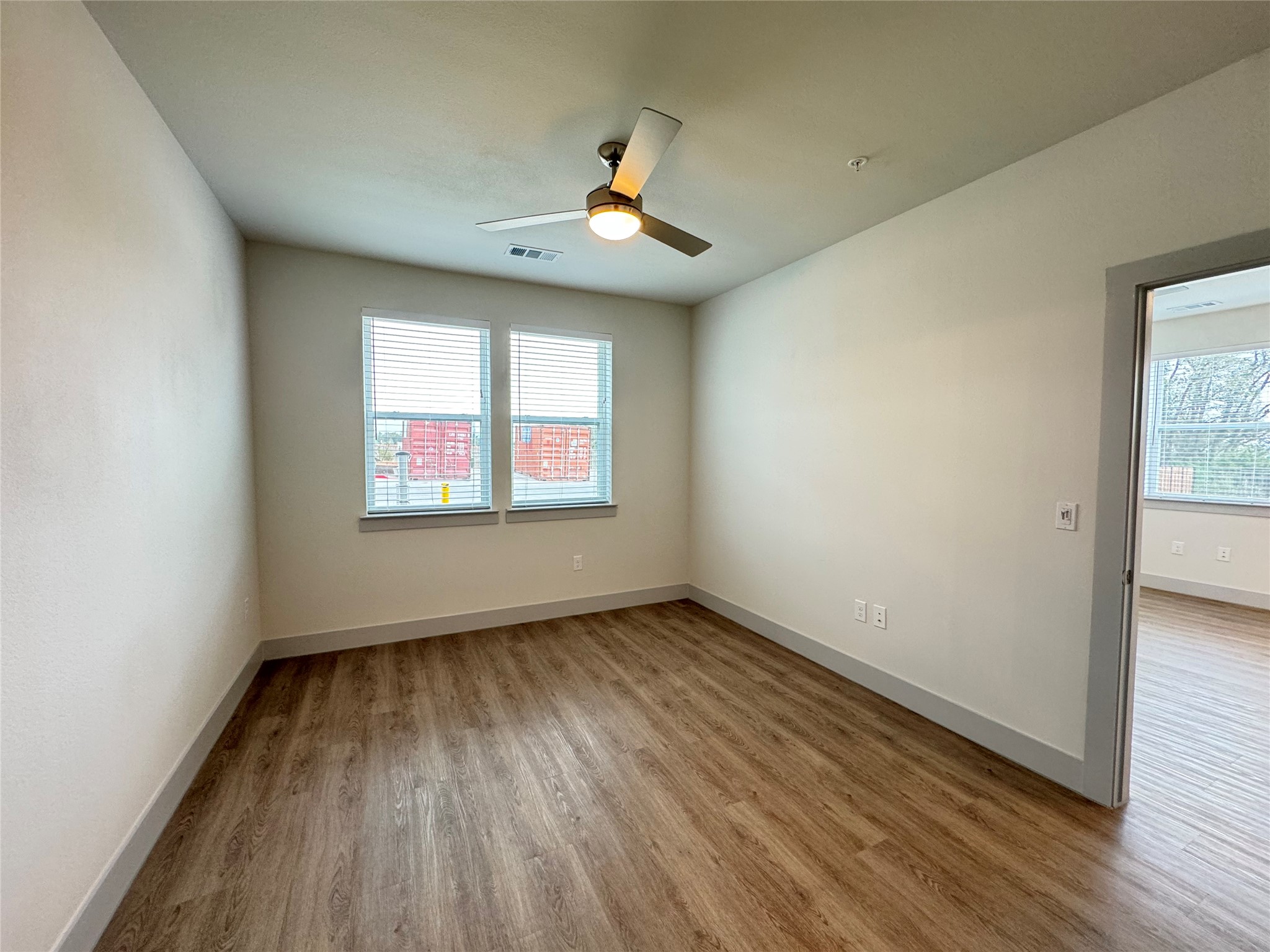 29600 Ronald Reagan Blvd 5200 Property Photo 6
