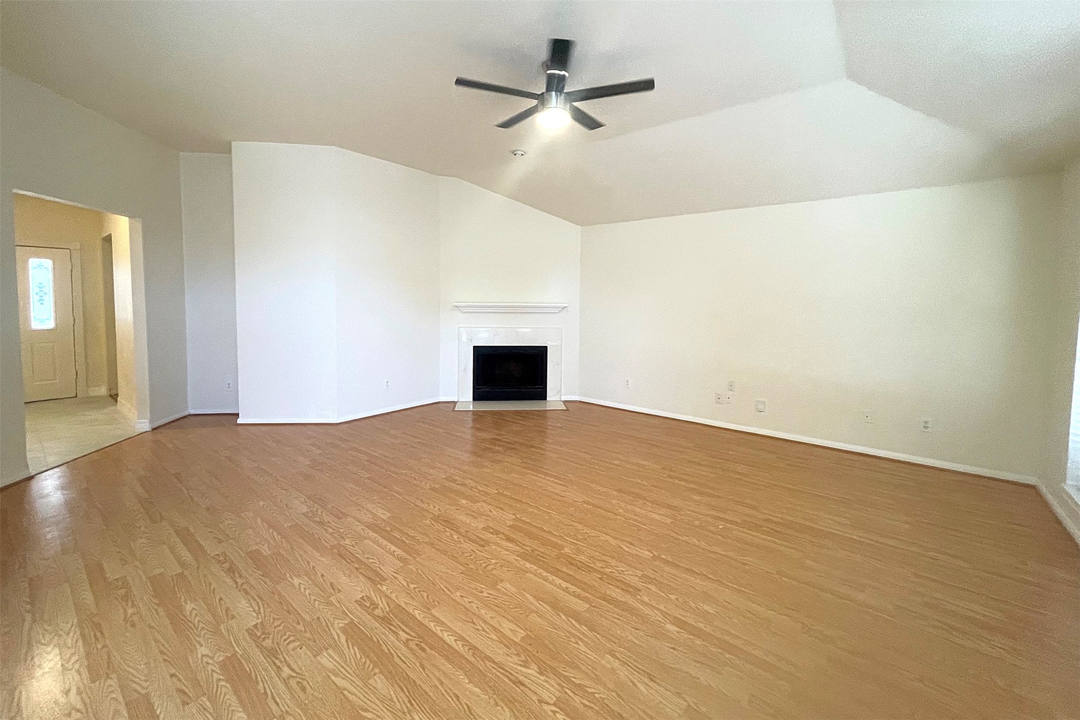 9502 Coast Bridge Street Property Photo 5