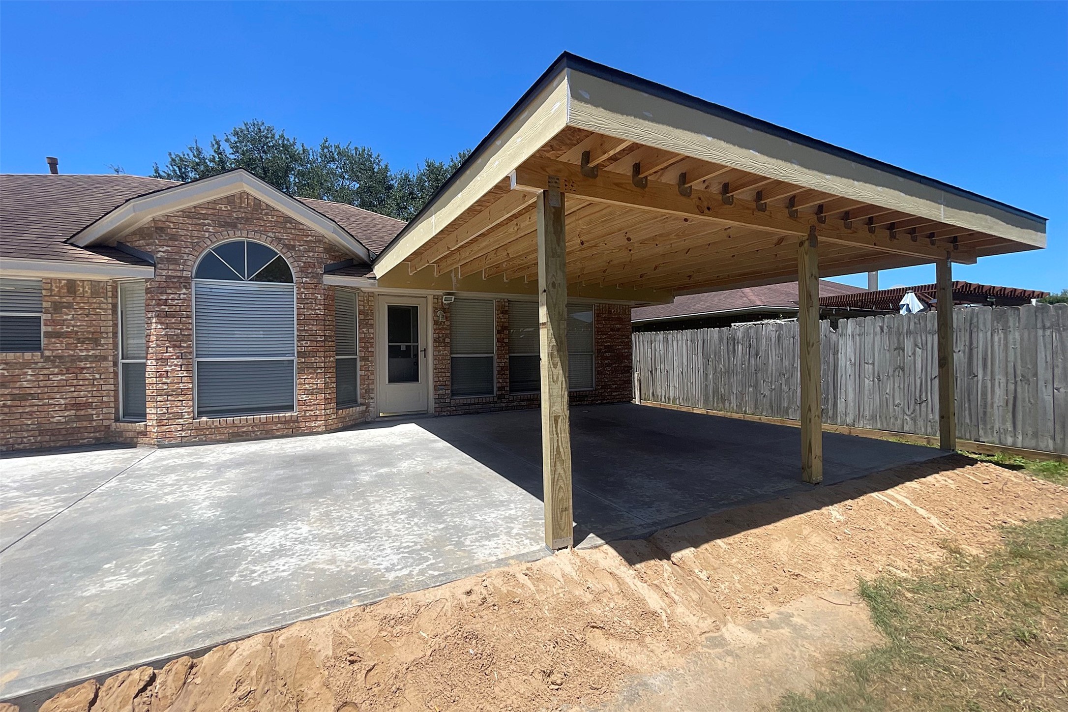 9502 Coast Bridge Street Property Photo 17