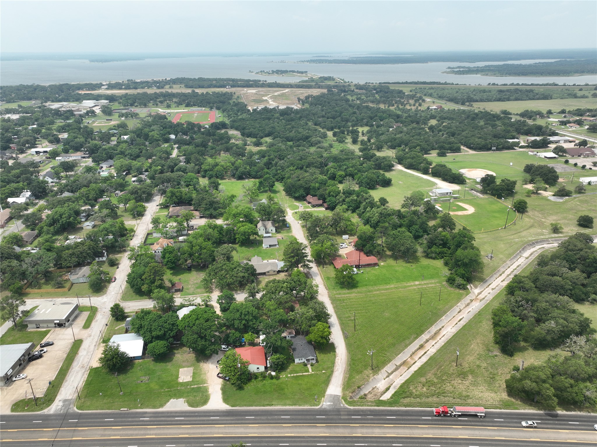 17066 State Highway 36 S Property Photo 2