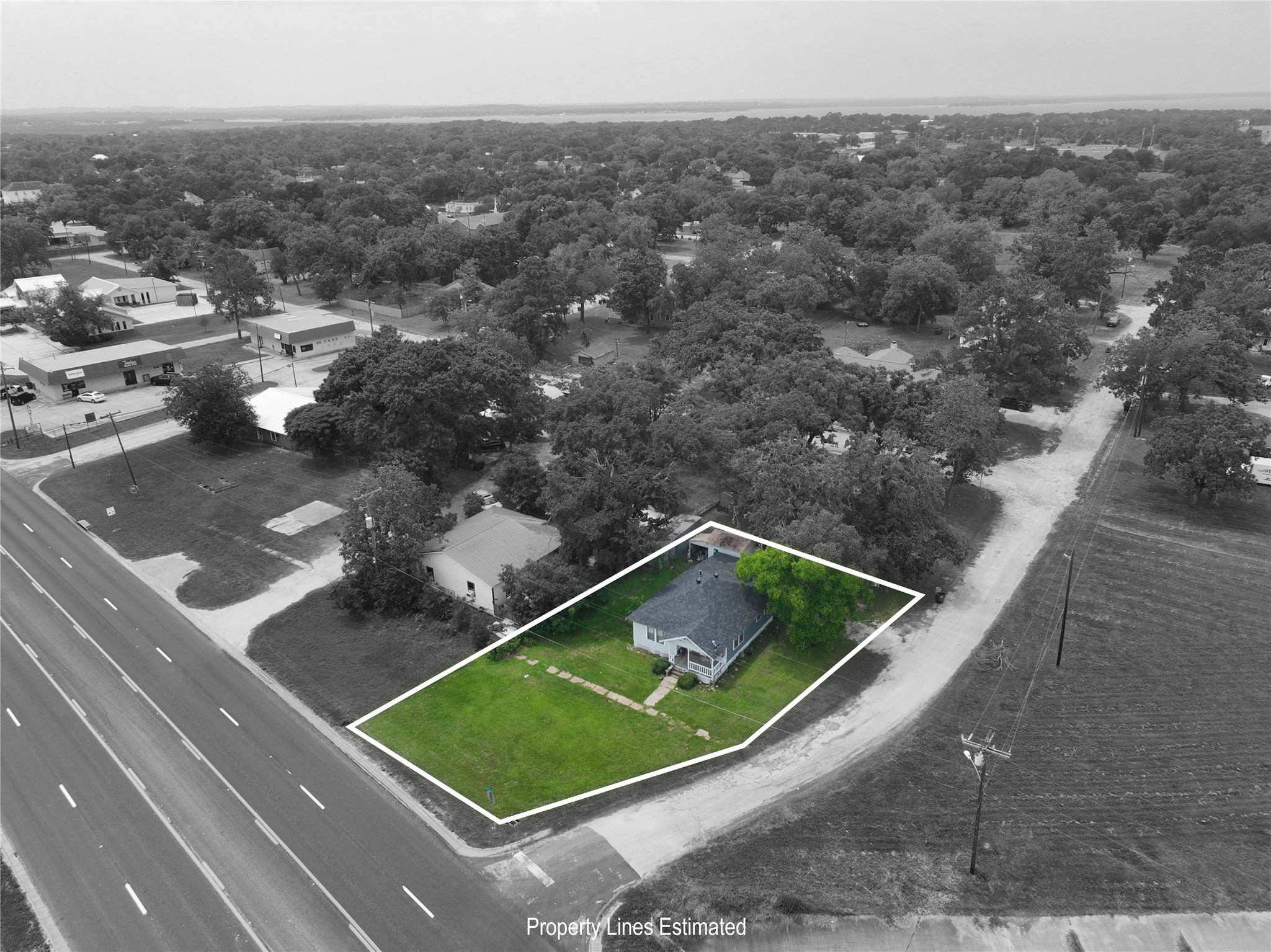 17066 State Highway 36 S Property Photo 4