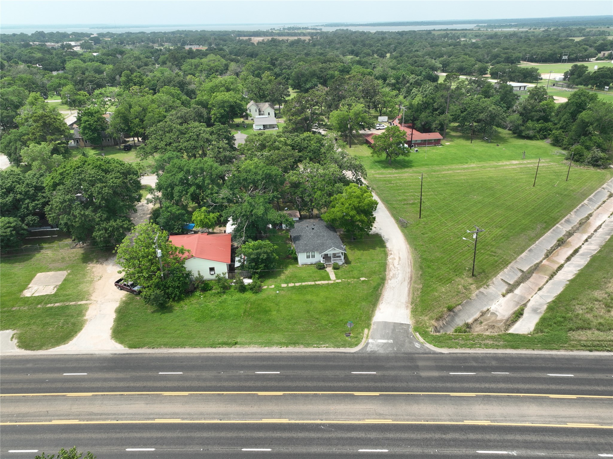 17066 State Highway 36 S Property Photo 7