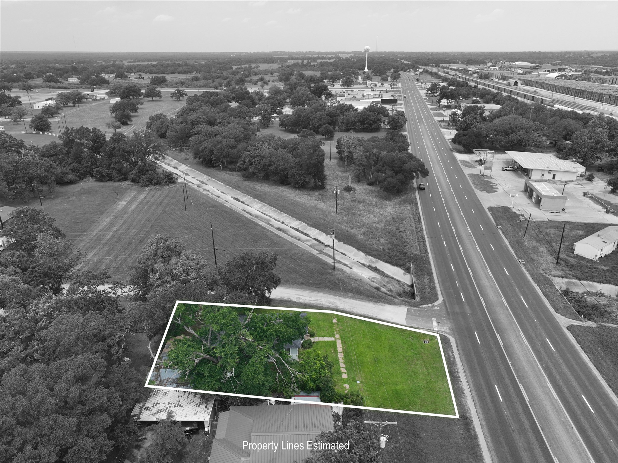 17066 State Highway 36 S Property Photo 10