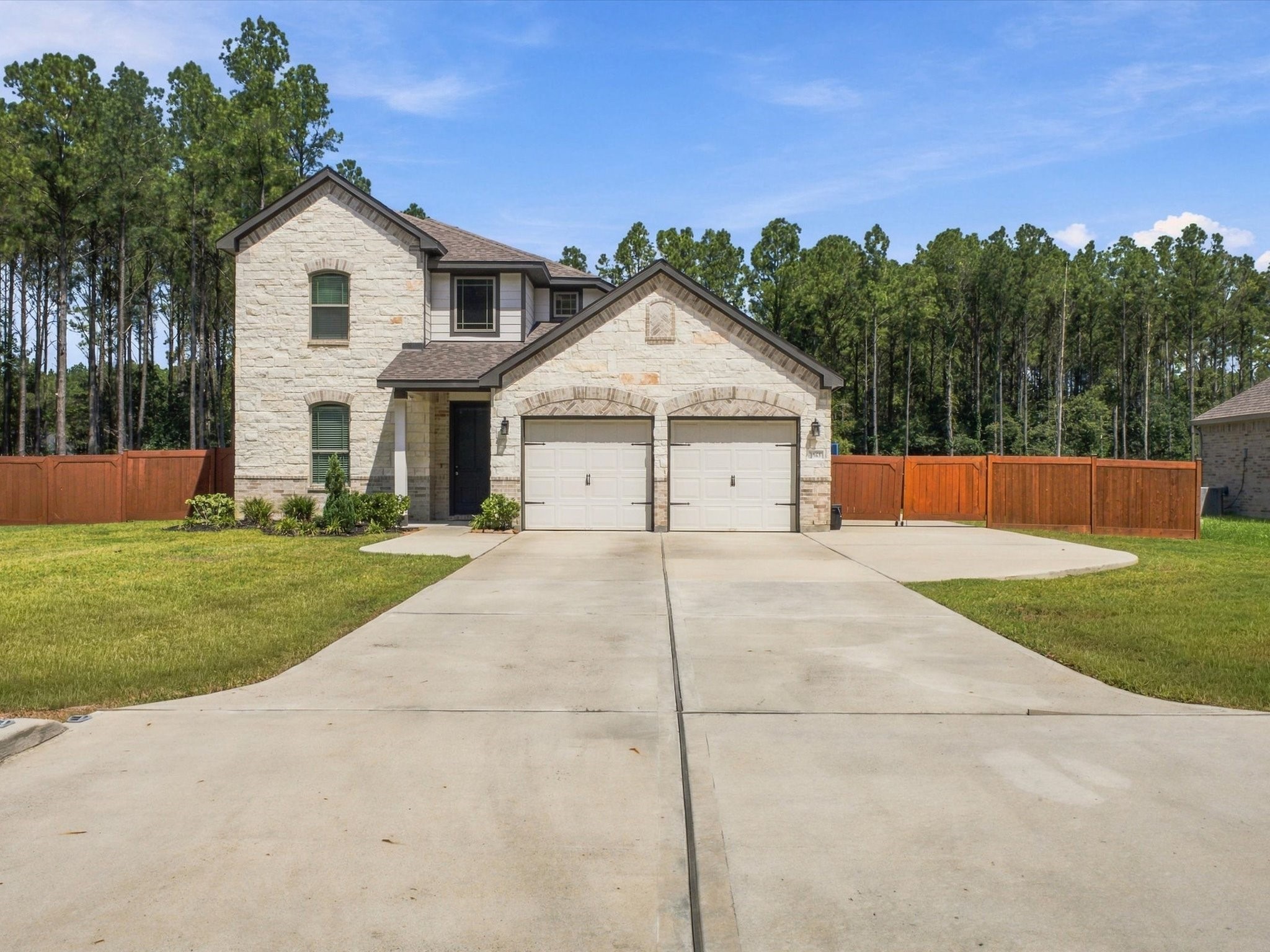 1563 Road 66114 Property Photo 3