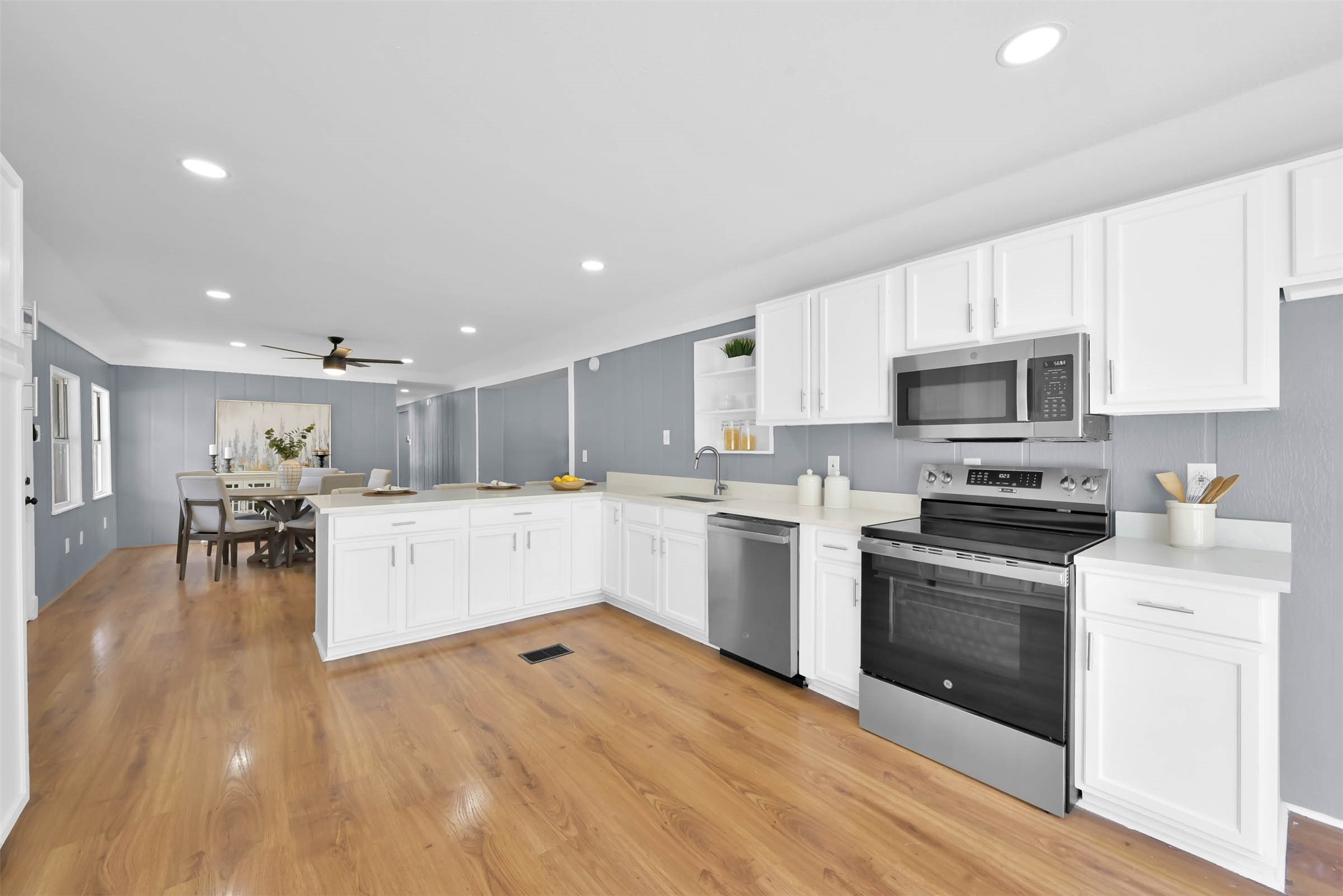 11636 Old Oaks Lane Property Photo 6