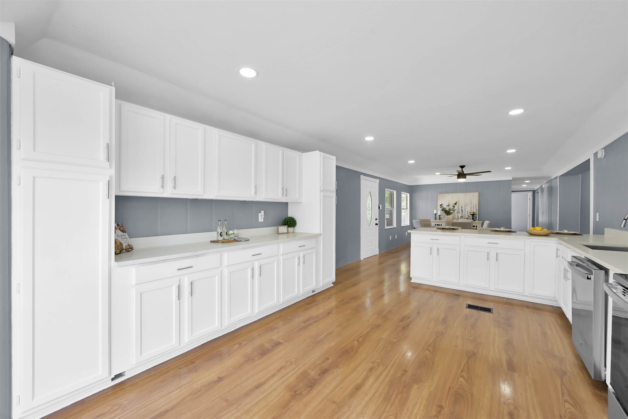 11636 Old Oaks Lane Property Photo 8