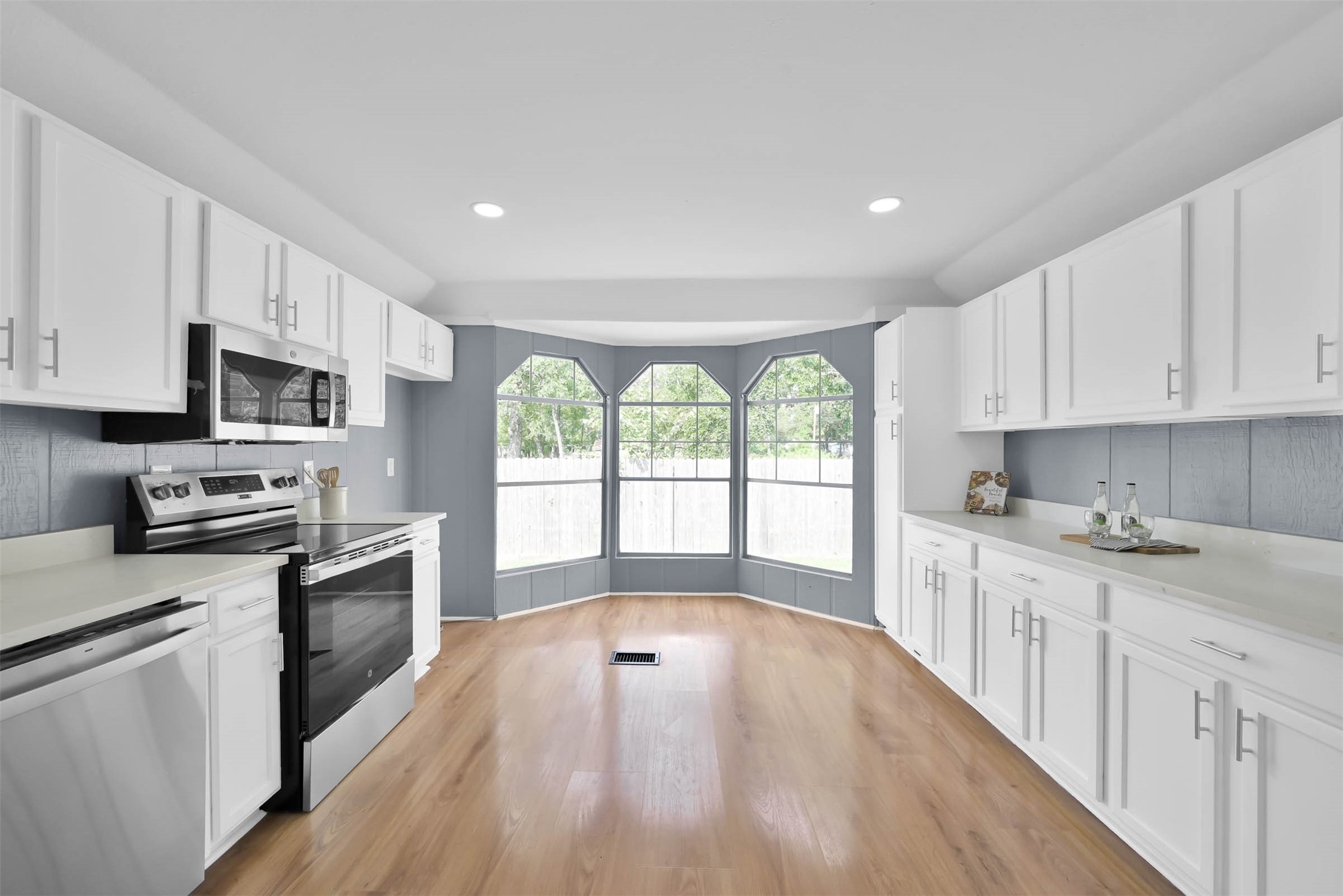11636 Old Oaks Lane Property Photo 11