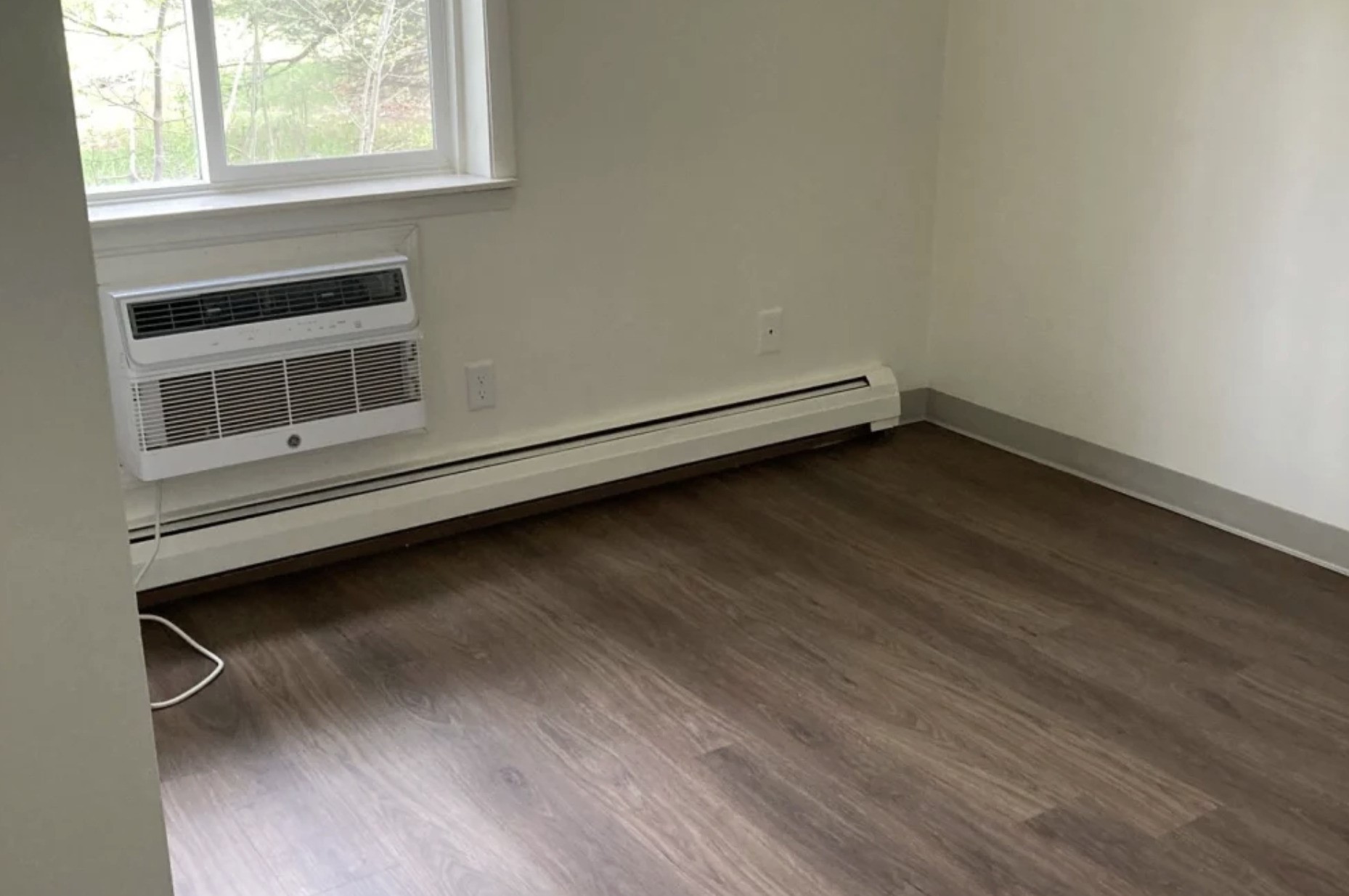 111 S Birch Street Property Photo 7