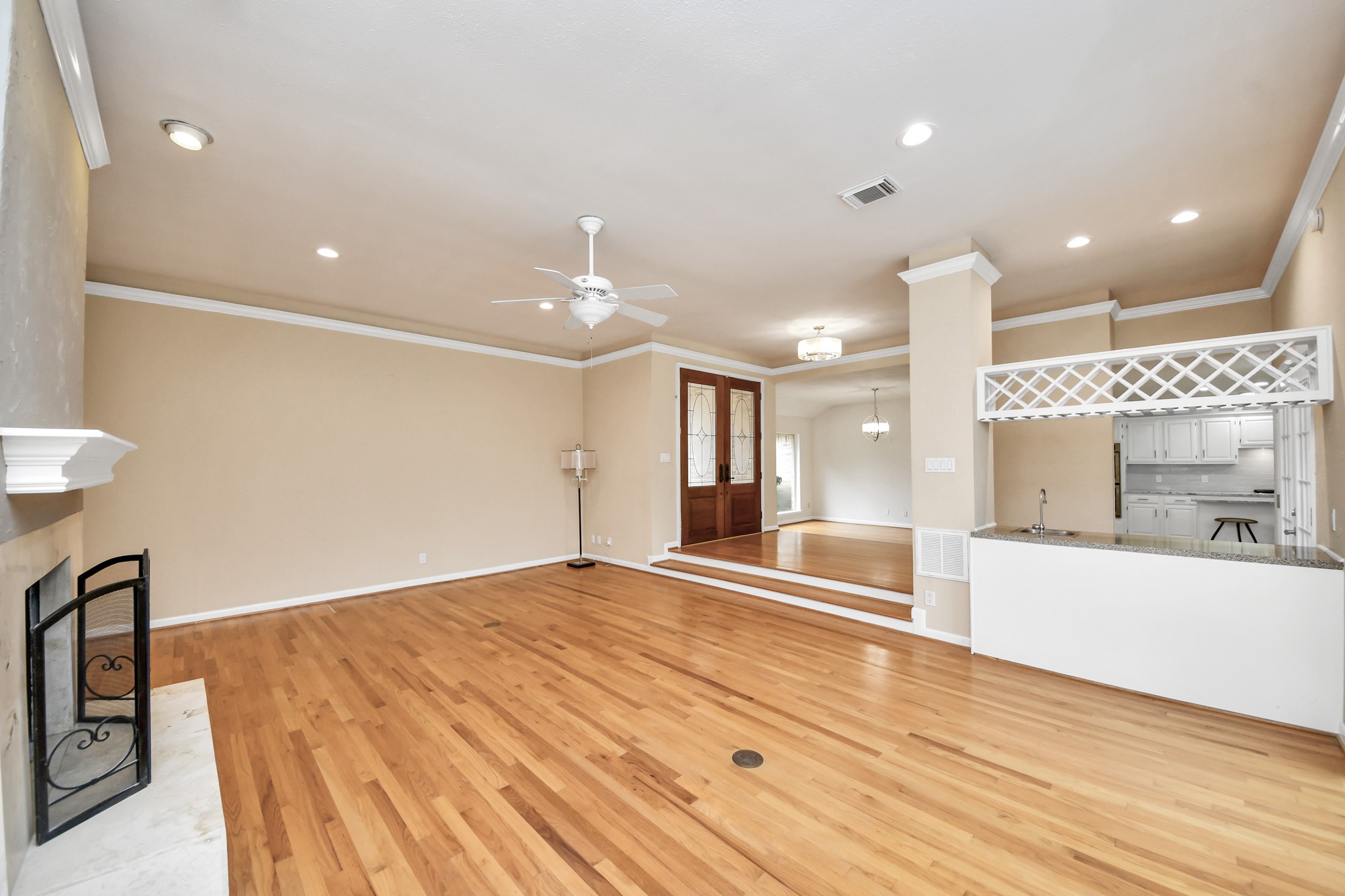 3110 Amesbury Court Property Photo 4