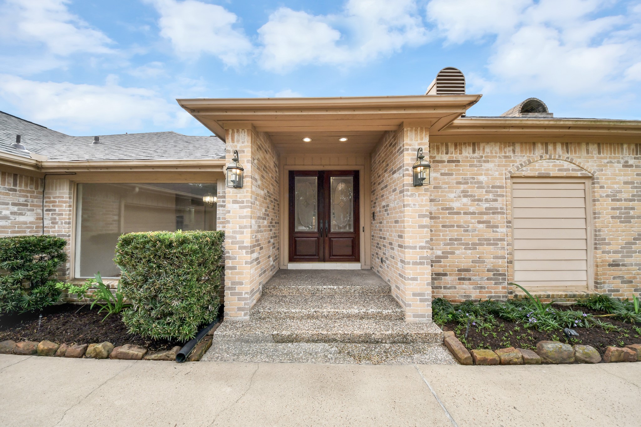 3110 Amesbury Court Property Photo 28