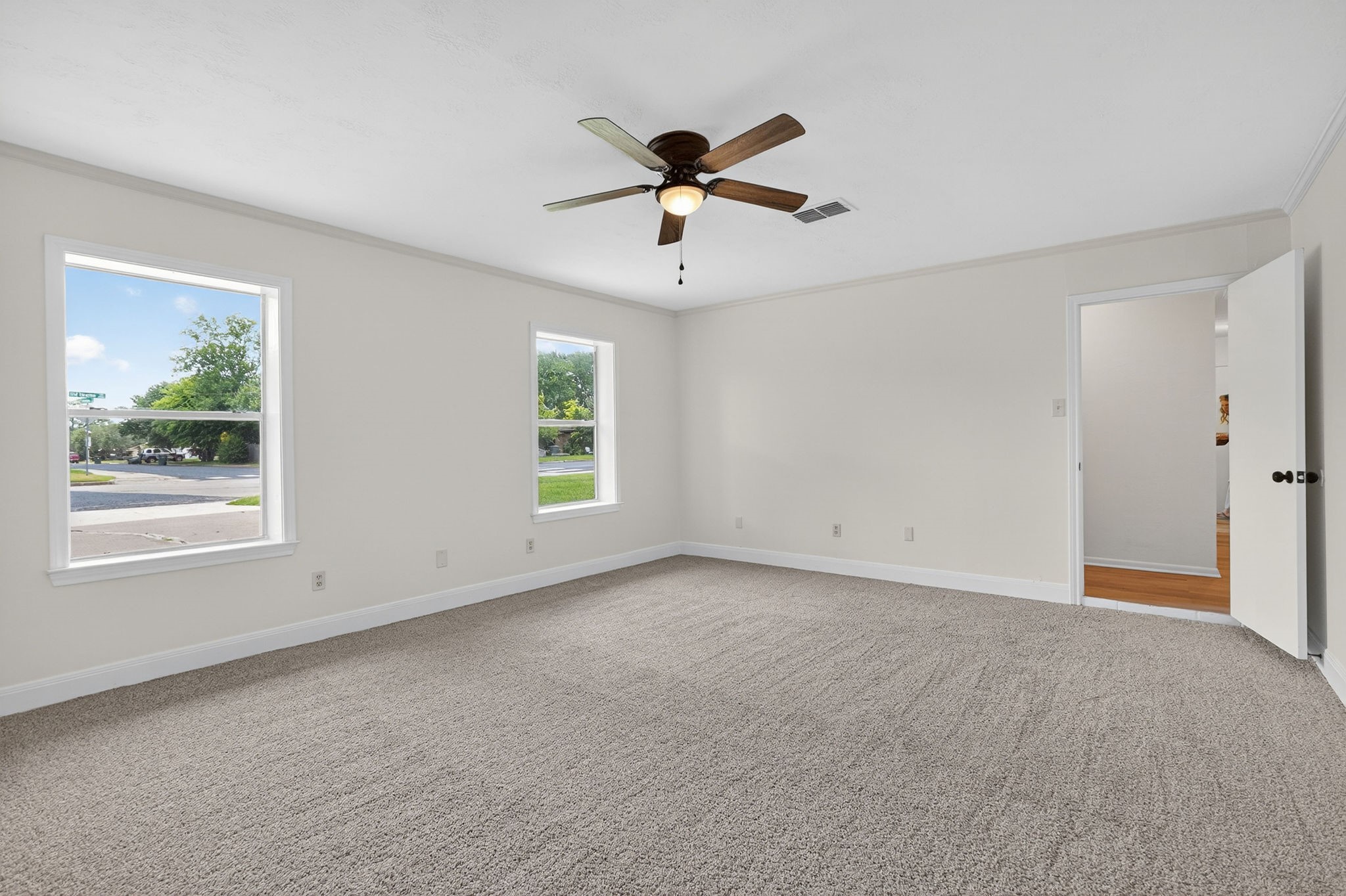 4502 Old Hearne Road Property Photo 11