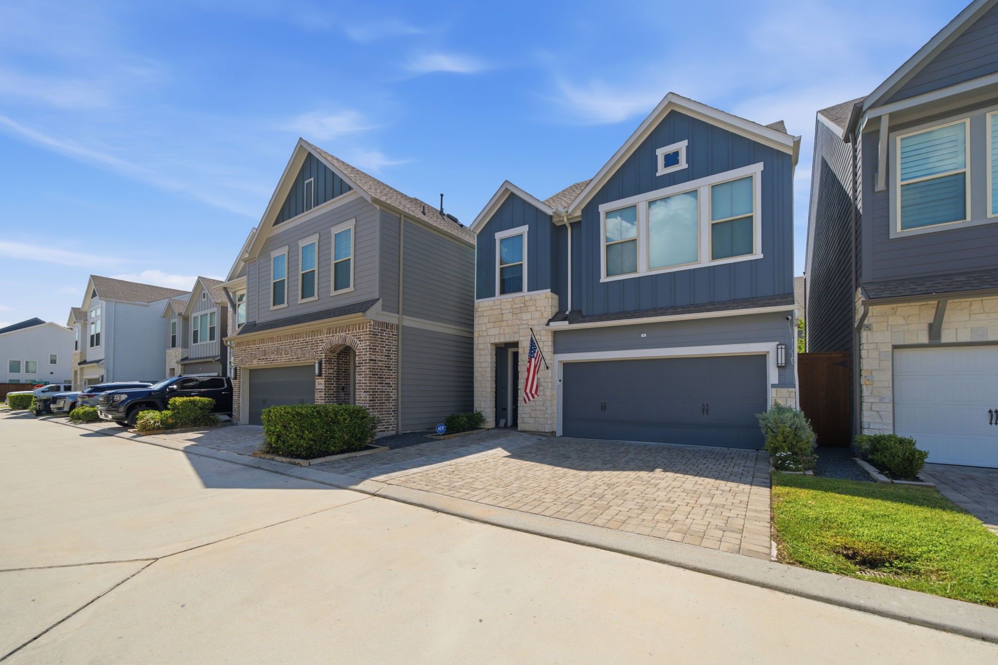 10965 Swang Link Drive Property Photo 4