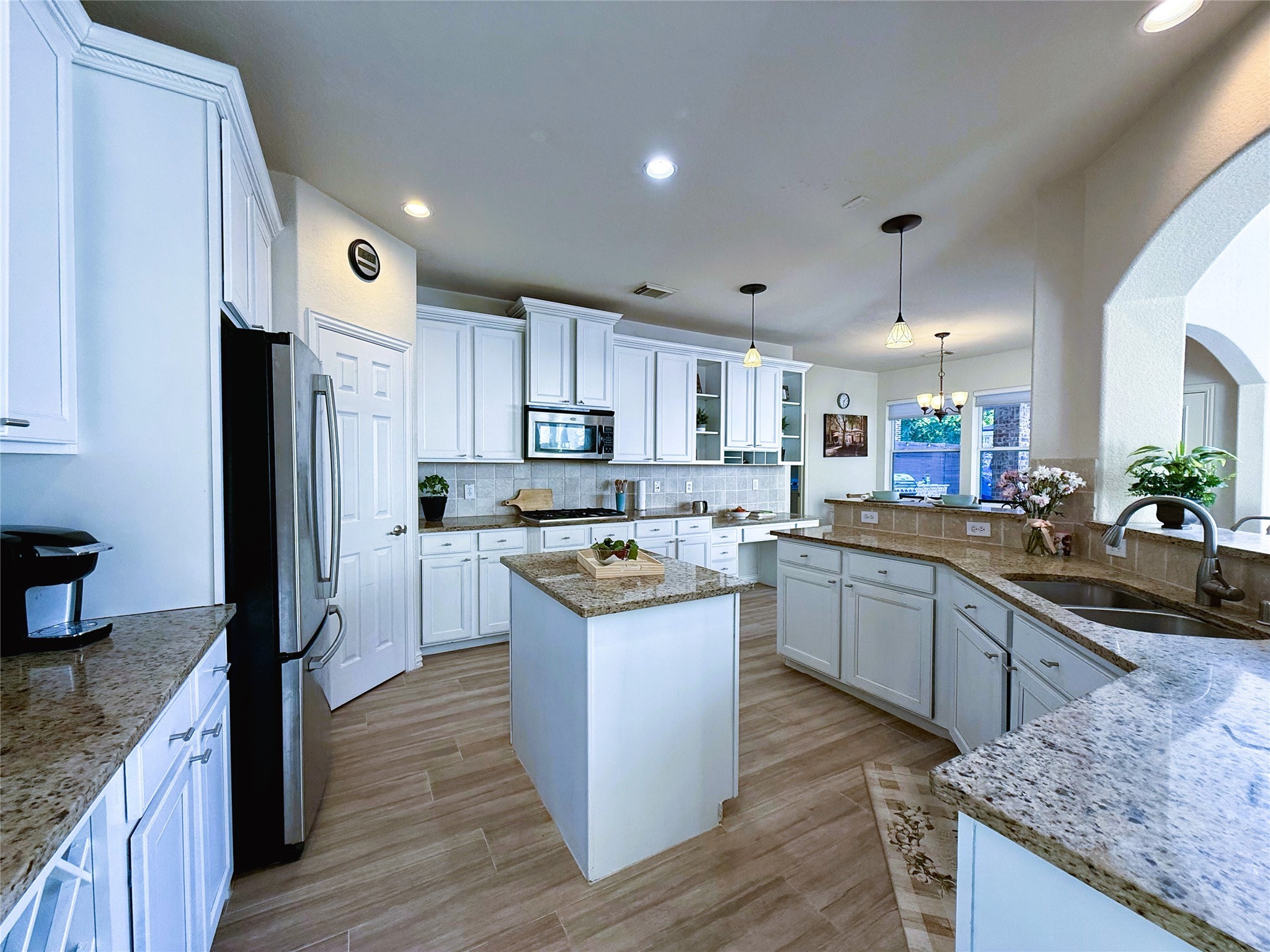 66 Fulshear Court Property Photo 14