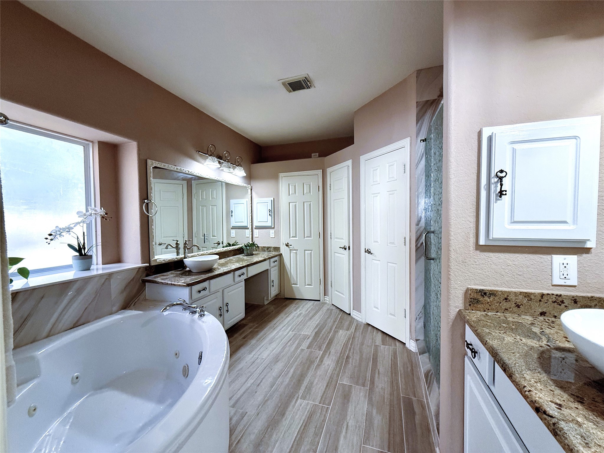 66 Fulshear Court Property Photo 16