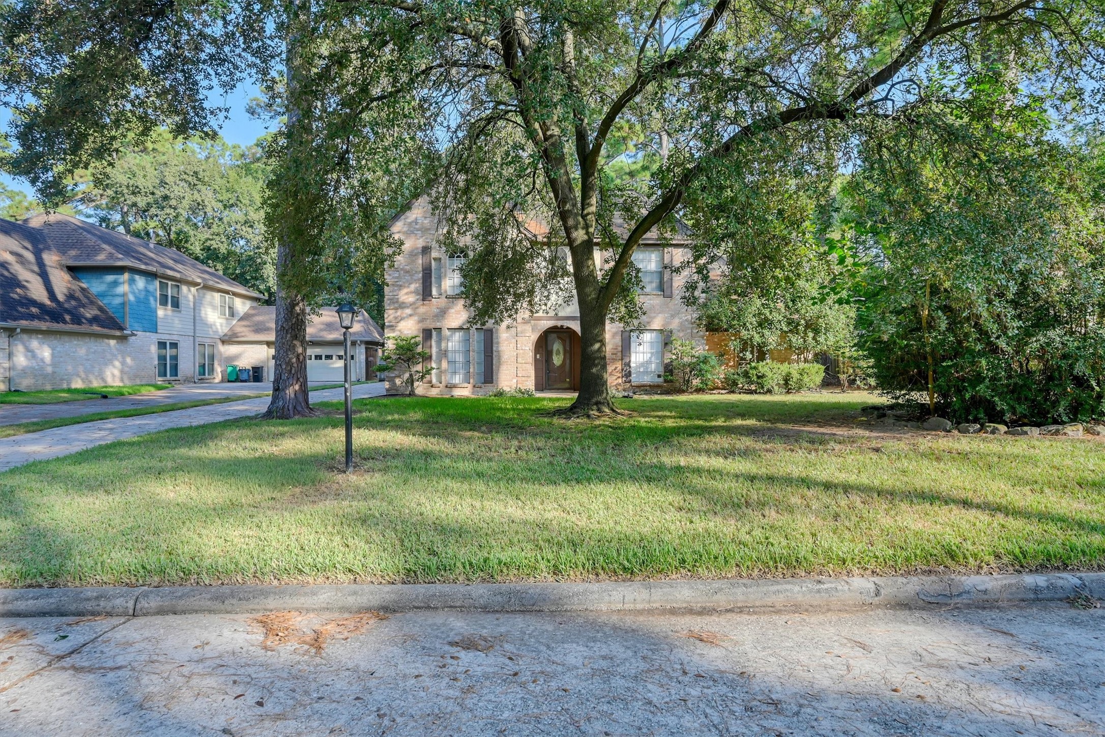 6510 River Mill Drive Property Photo 2
