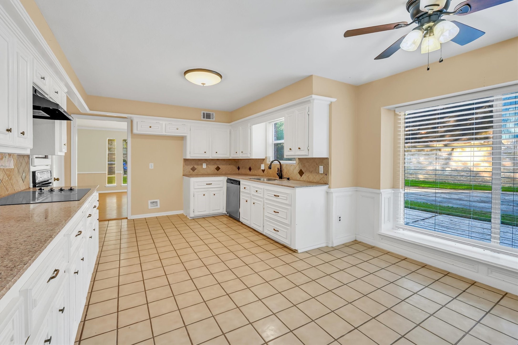6510 River Mill Drive Property Photo 11