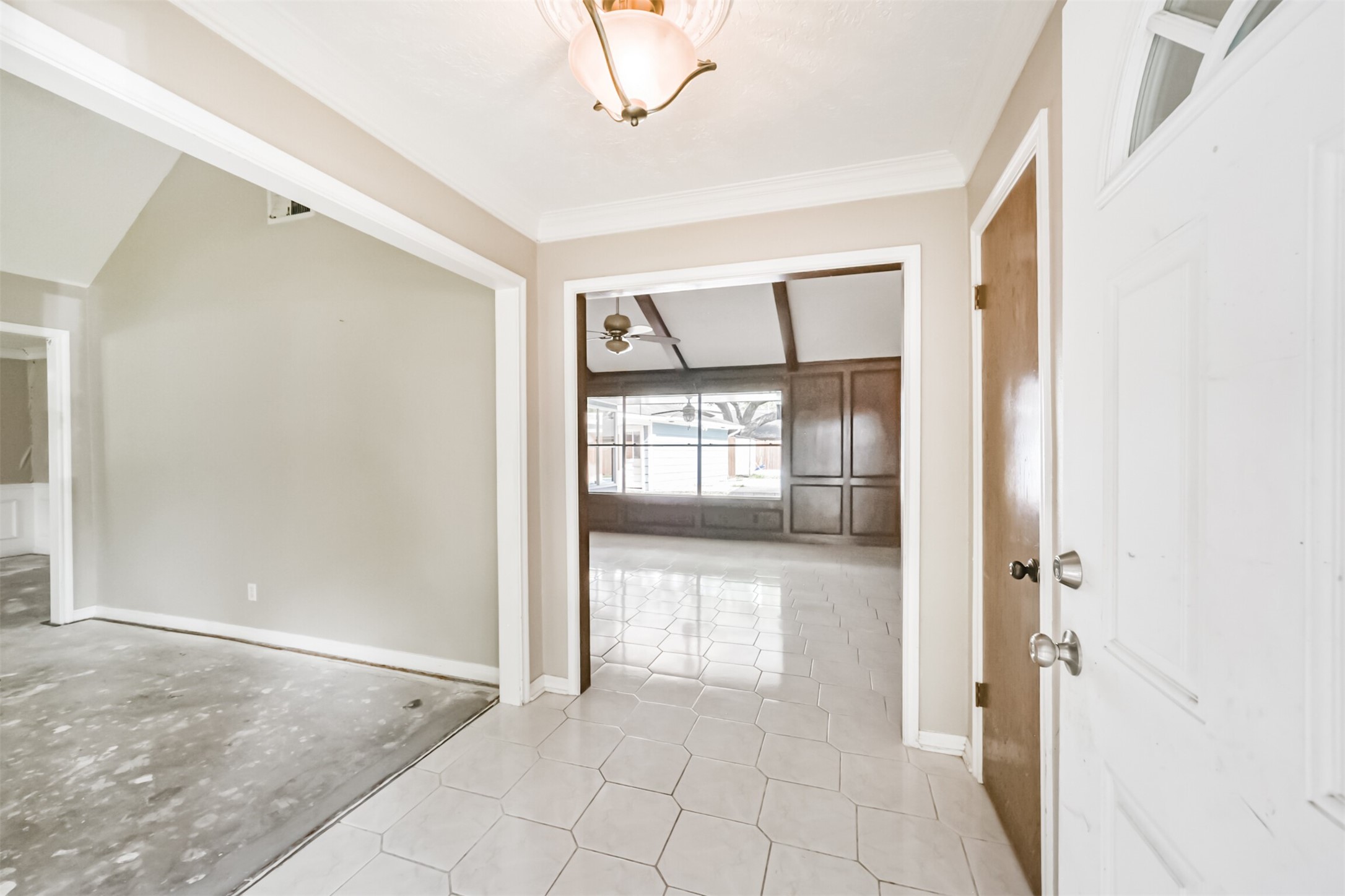 16511 Clearcrest Drive Property Photo 10