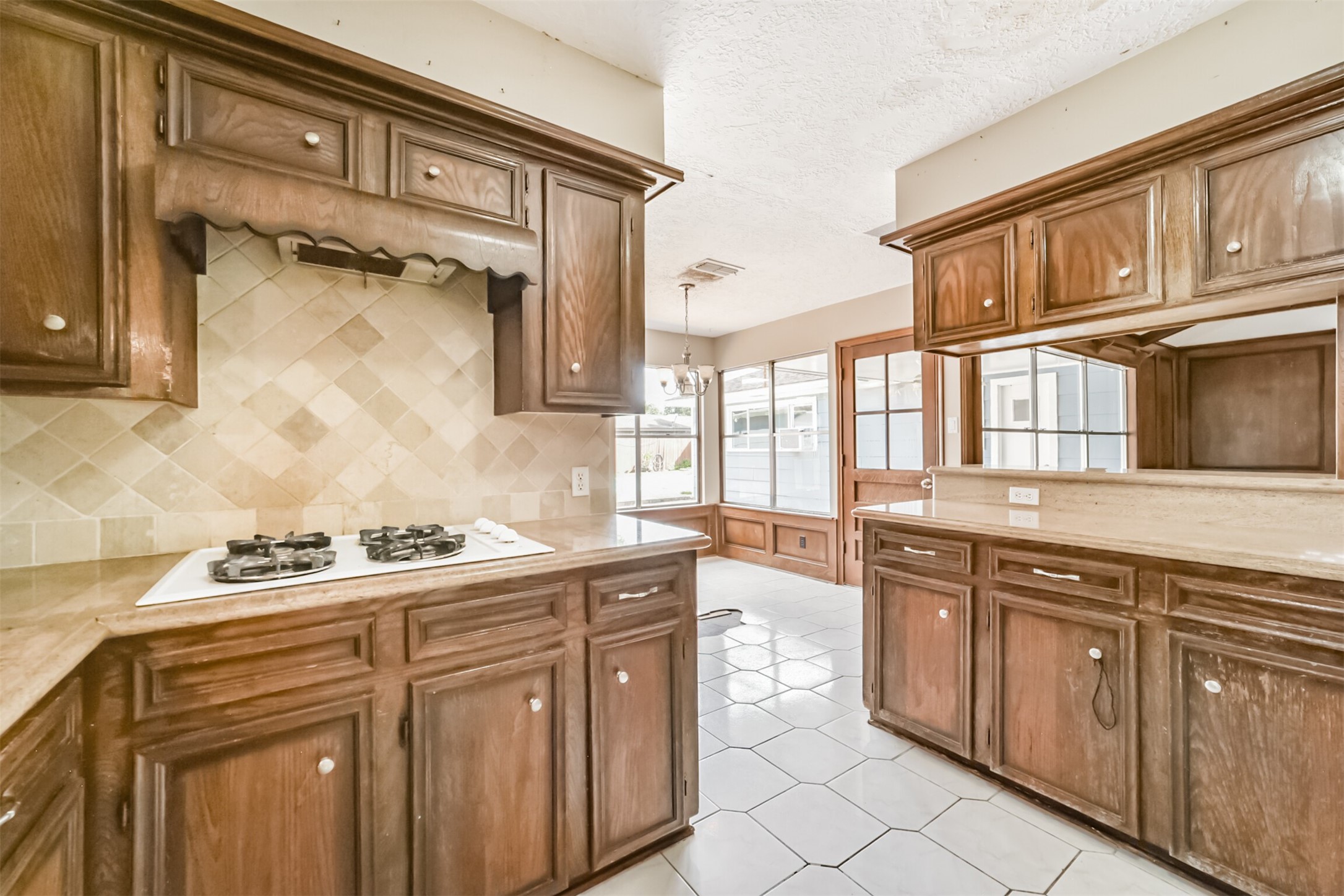 16511 Clearcrest Drive Property Photo 17
