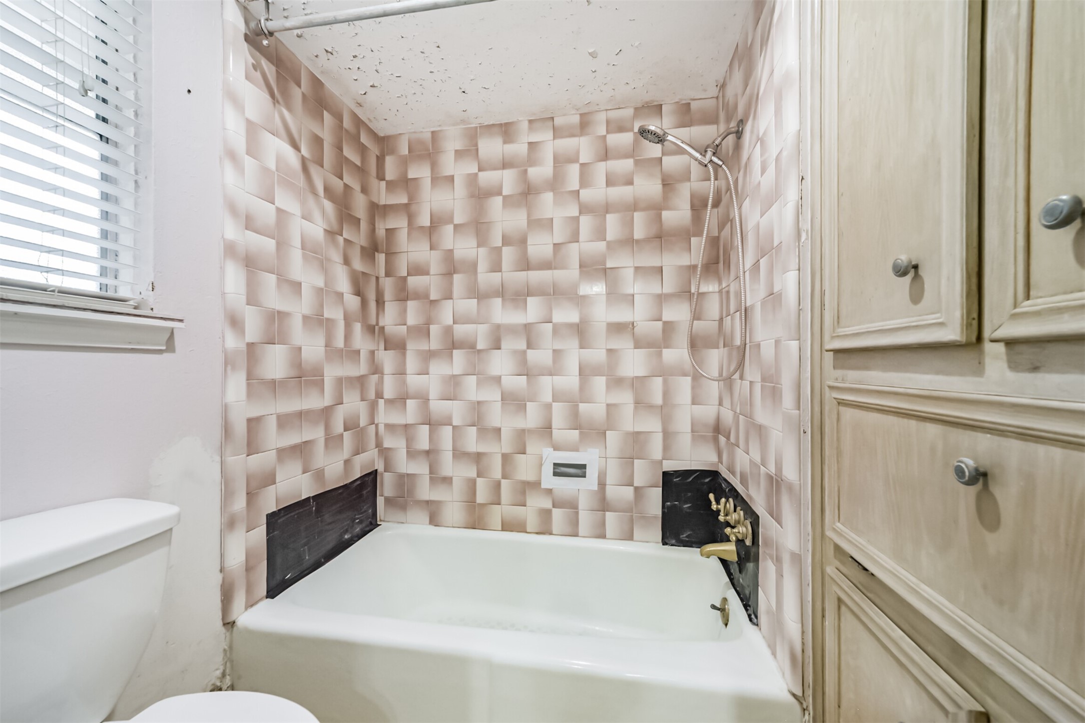 16511 Clearcrest Drive Property Photo 36