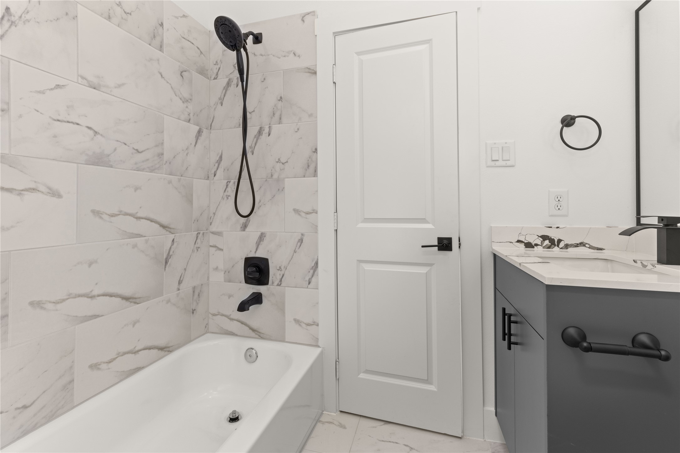 2707 Dennis Street Property Photo 19