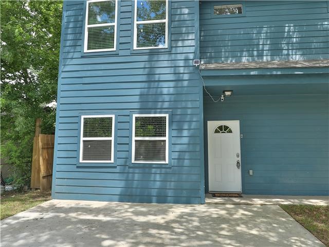 707 Garrett Street B Property Photo 2