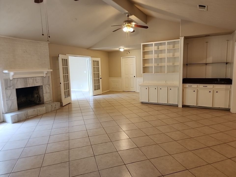 22714 Bayou Elm Drive Property Photo 2