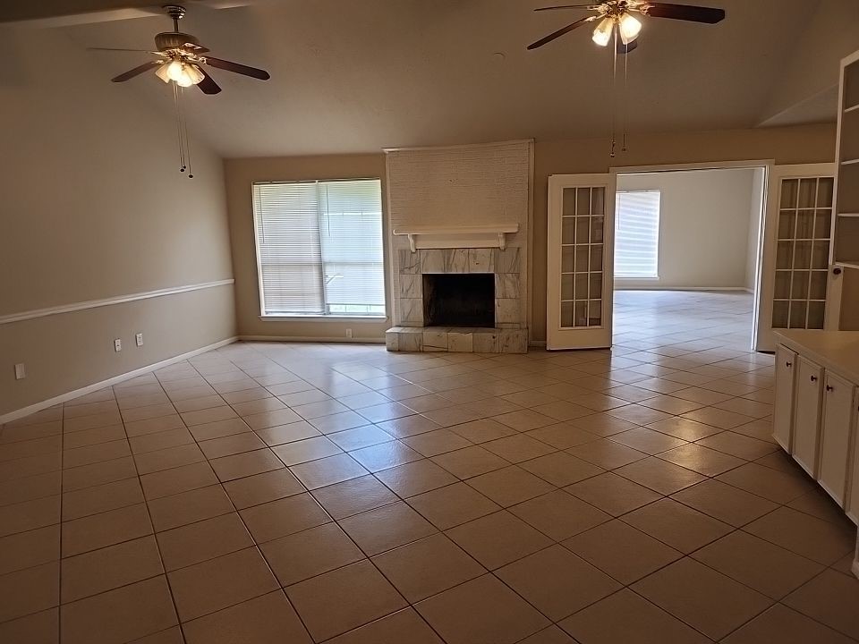 22714 Bayou Elm Drive Property Photo 3
