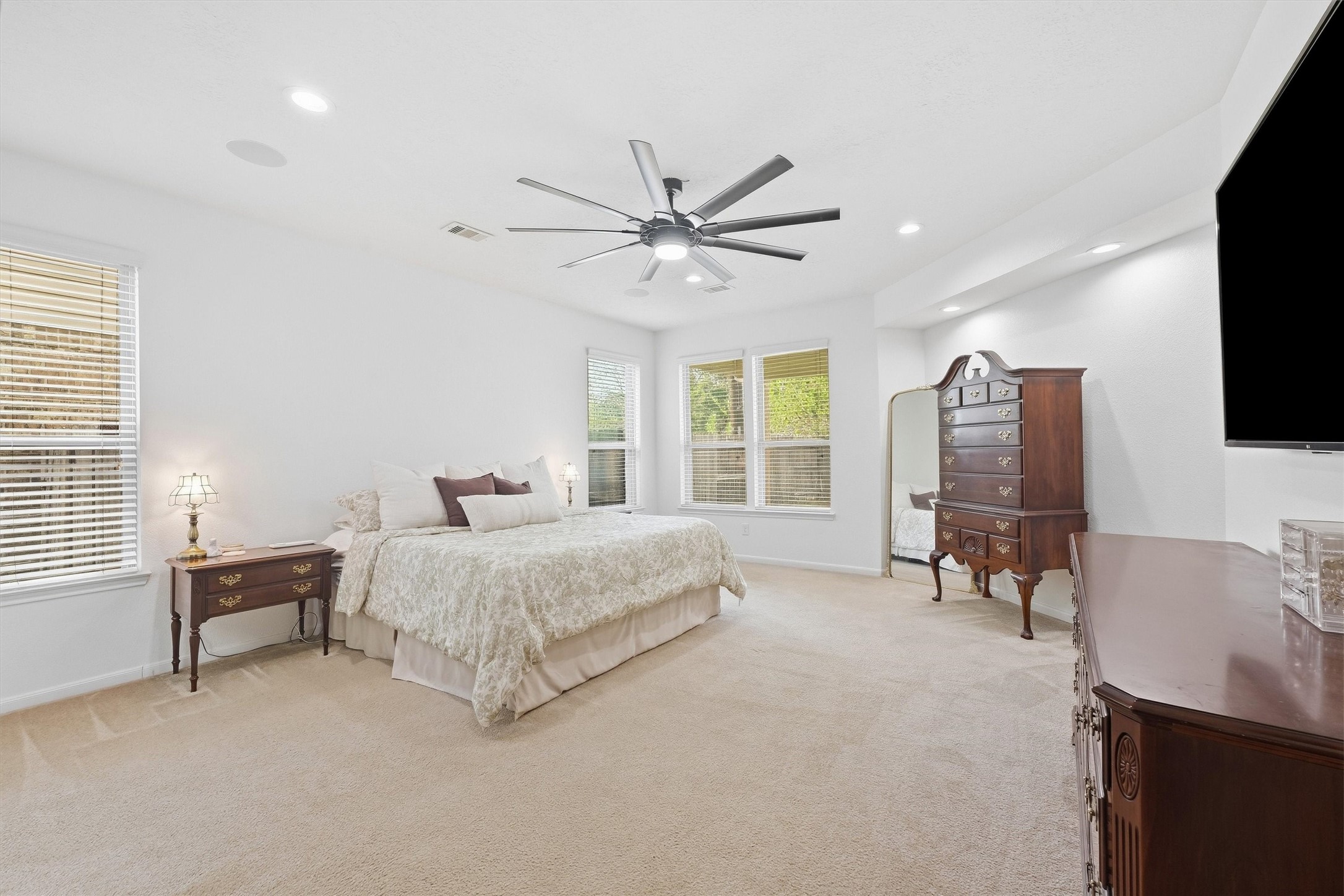 4527 Ashberry Pine Lane Property Photo 9