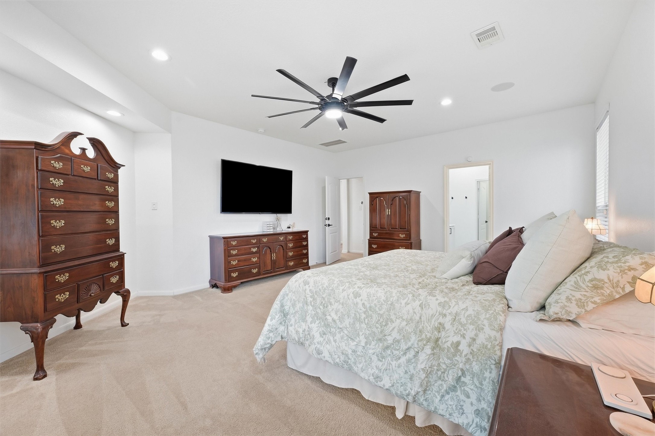 4527 Ashberry Pine Lane Property Photo 10