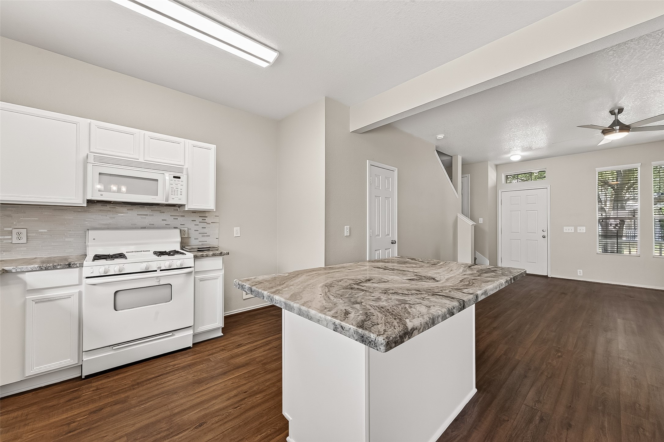 16735 Pine Castle Drive Property Photo 9
