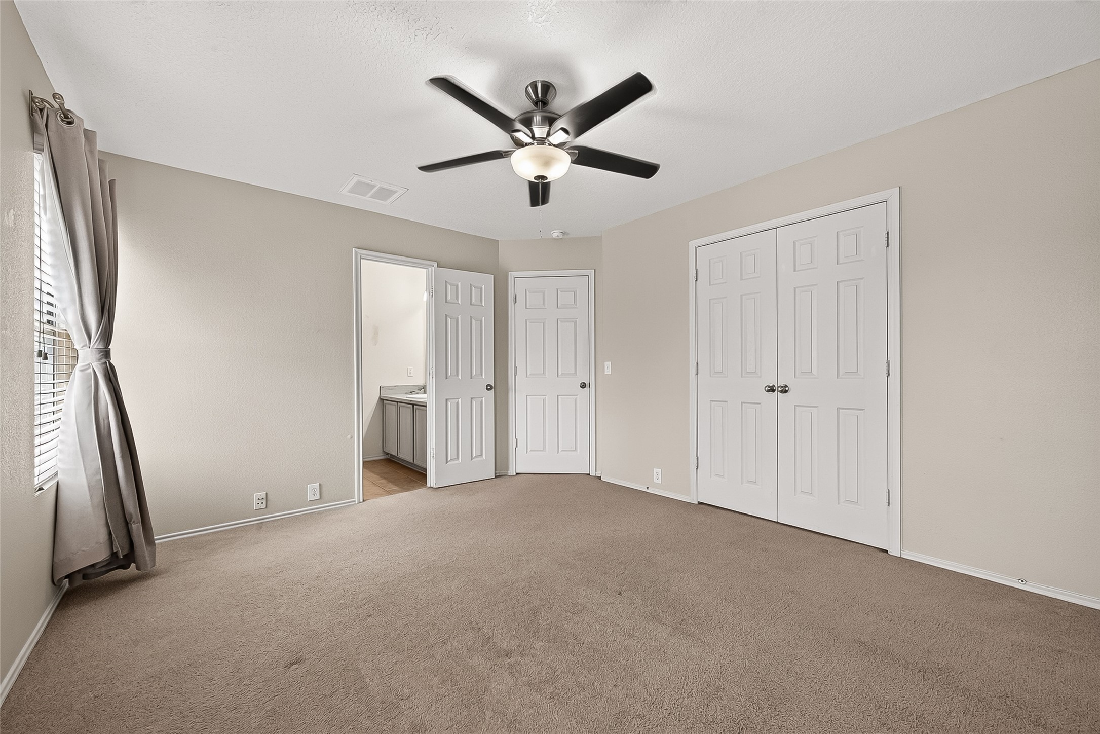 16735 Pine Castle Drive Property Photo 13