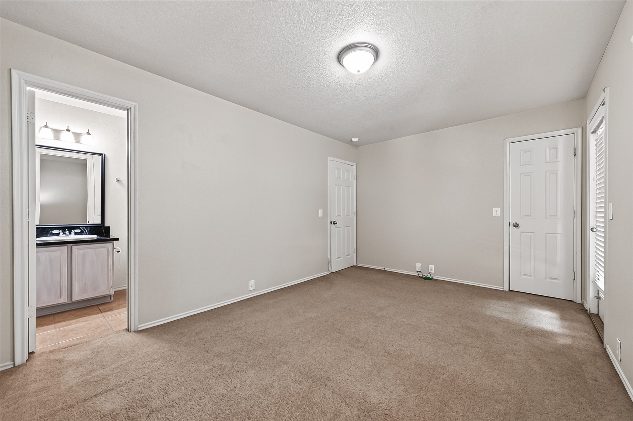 16735 Pine Castle Drive Property Photo 18
