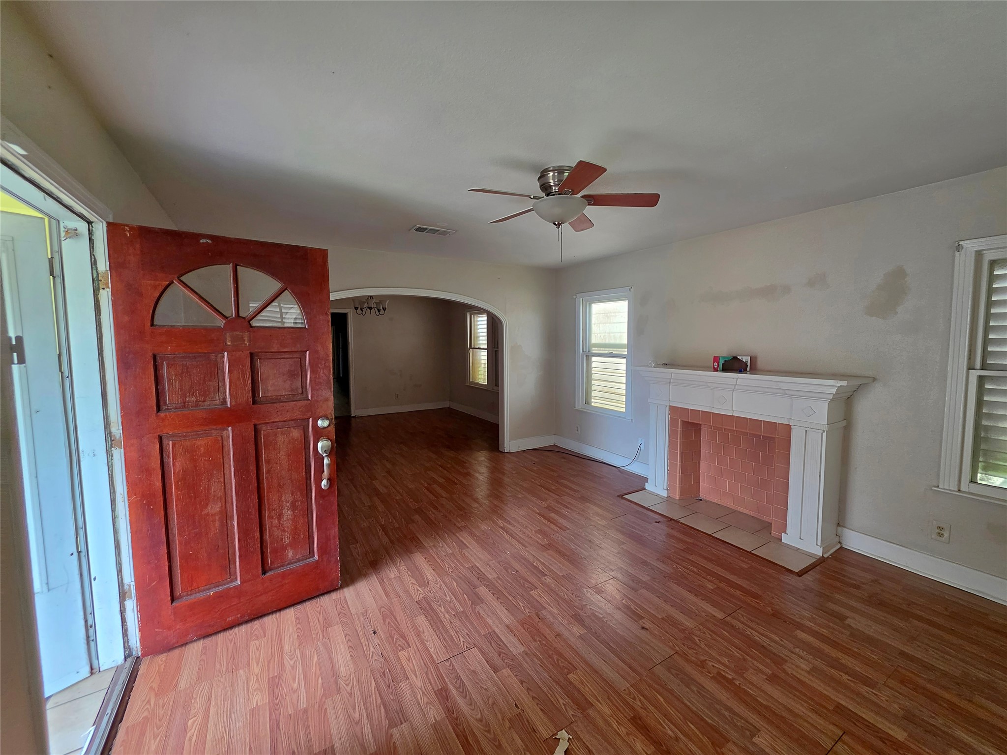 5011 Avenue N 1/2 Property Photo 4