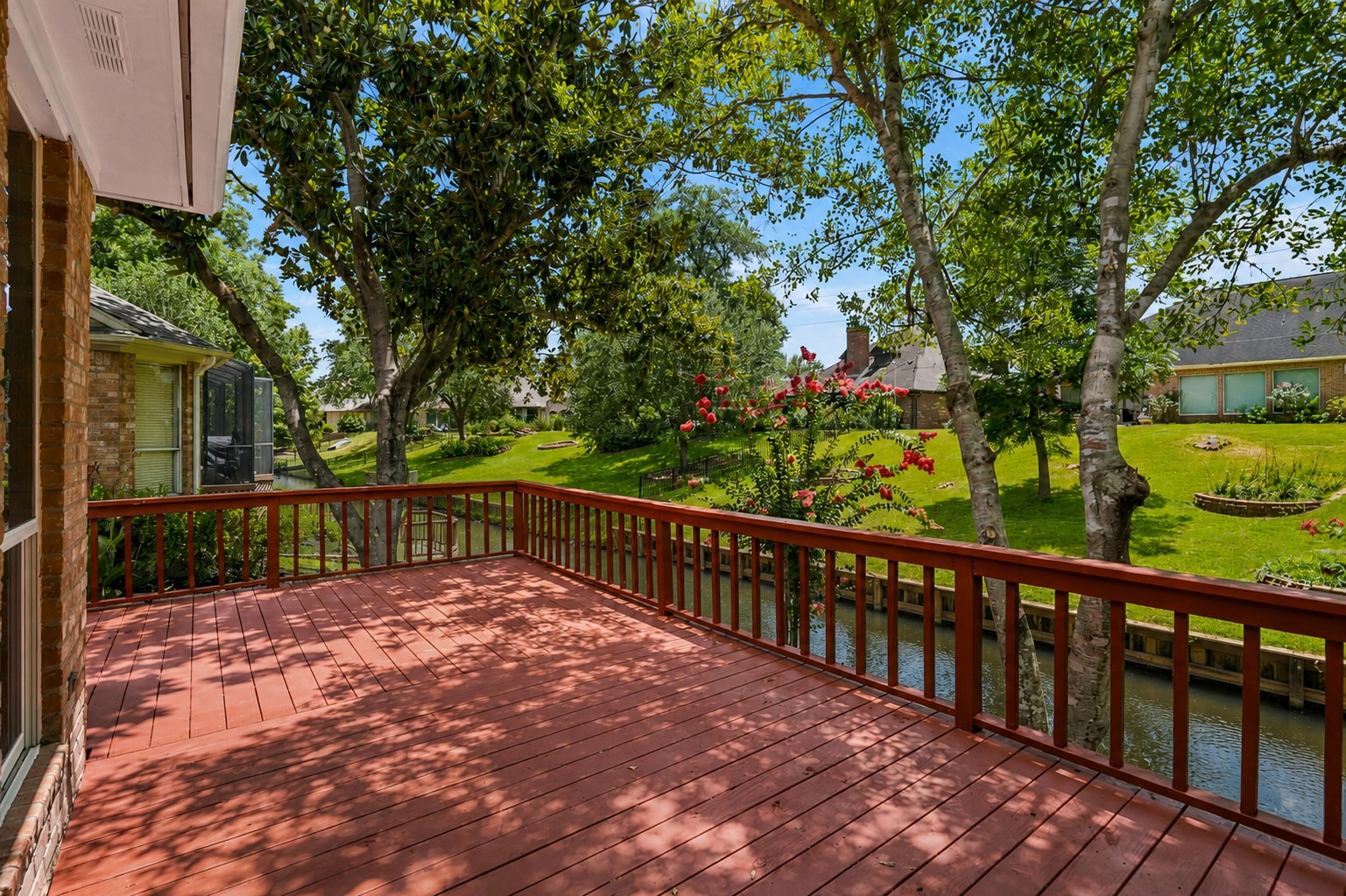 4610 Lake Village Drive Property Photo 26