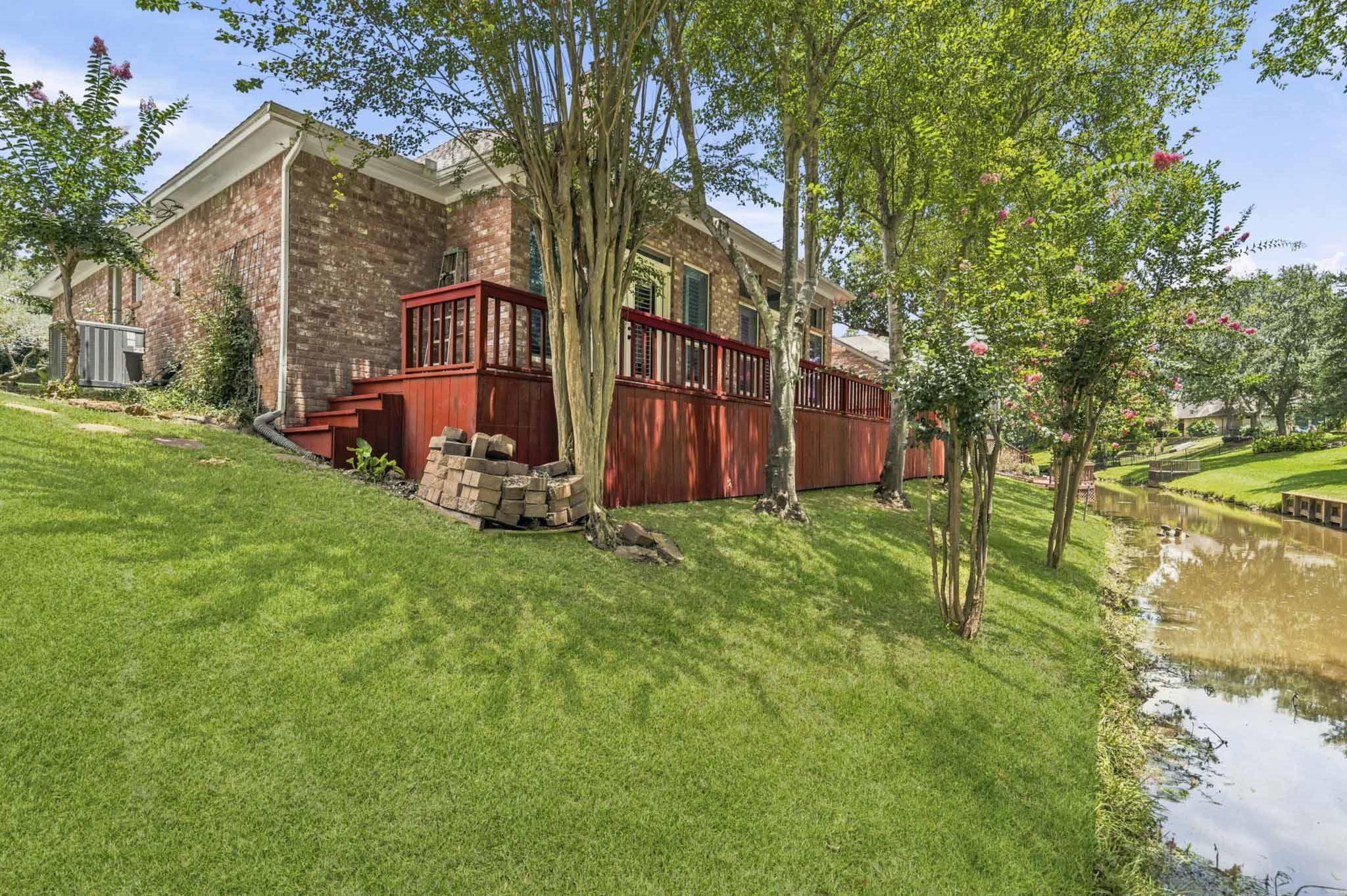 4610 Lake Village Drive Property Photo 31